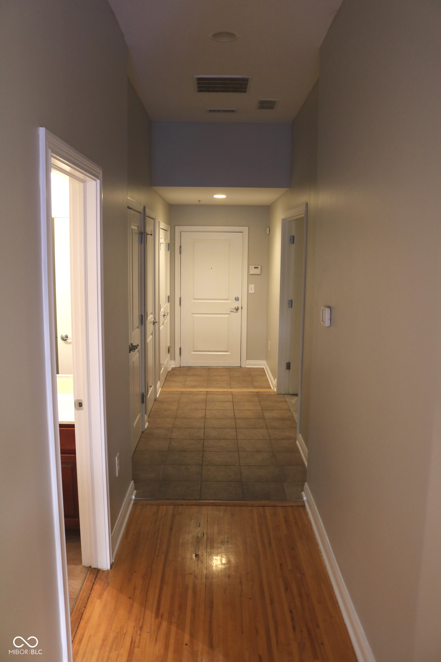 350 N Meridian Street Unit: UNIT A302