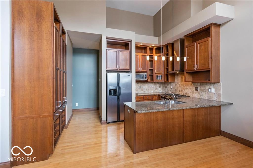1529 Alabama Street N Unit: H