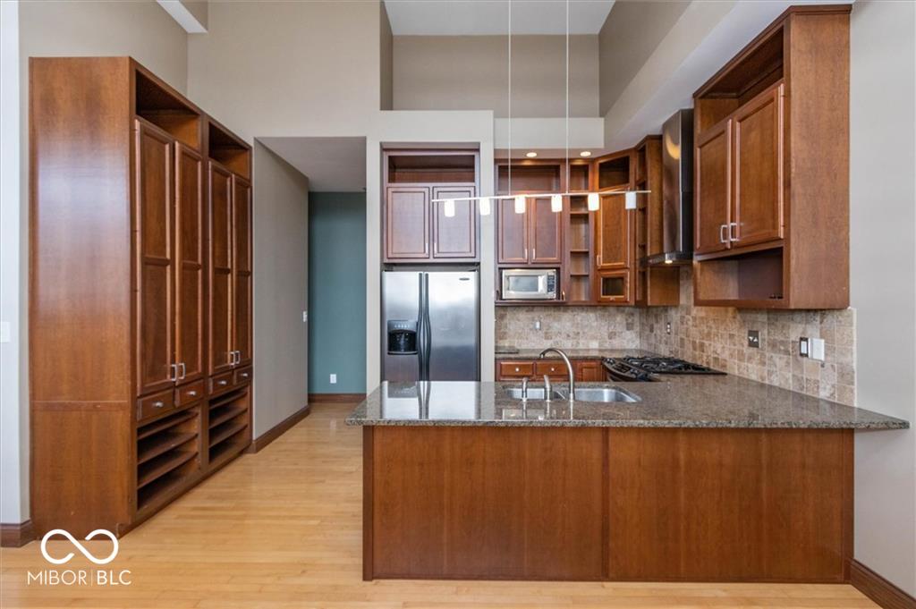1529 Alabama Street N Unit: H
