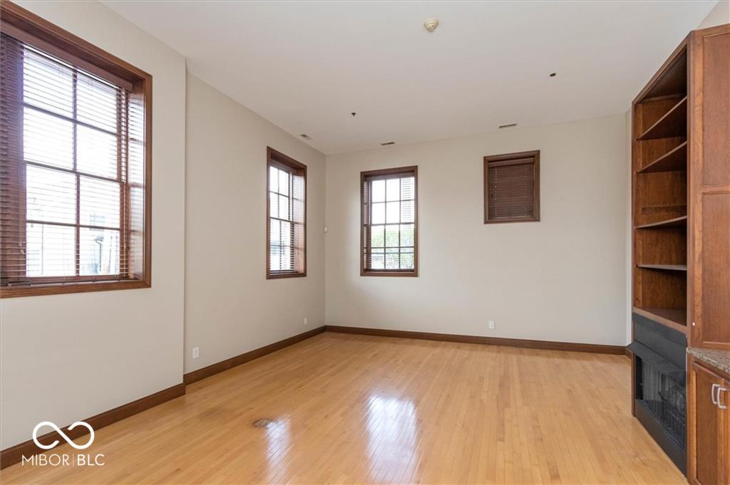1529 Alabama Street N Unit: H