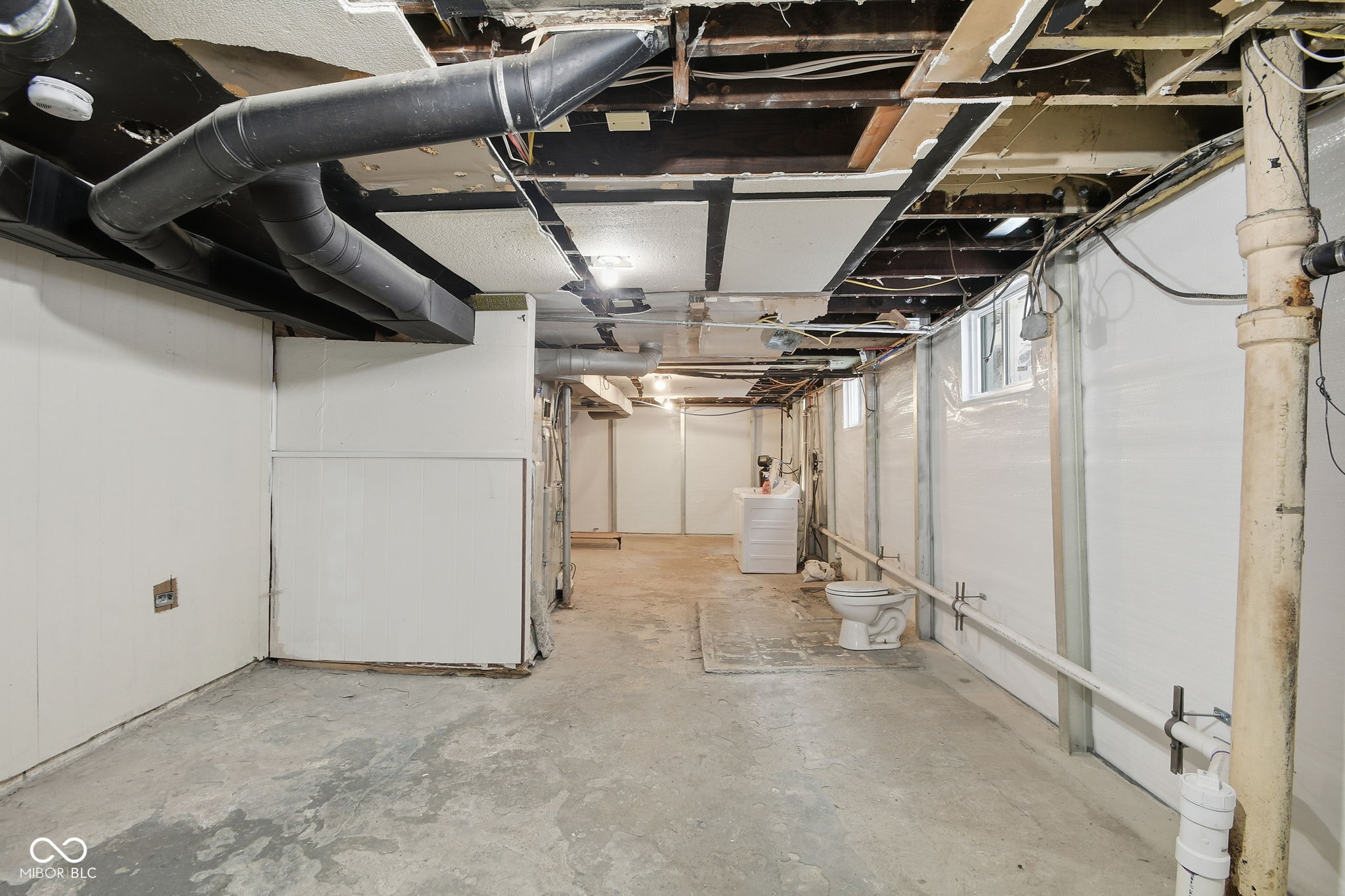 518 Woodruff Pl E Drive