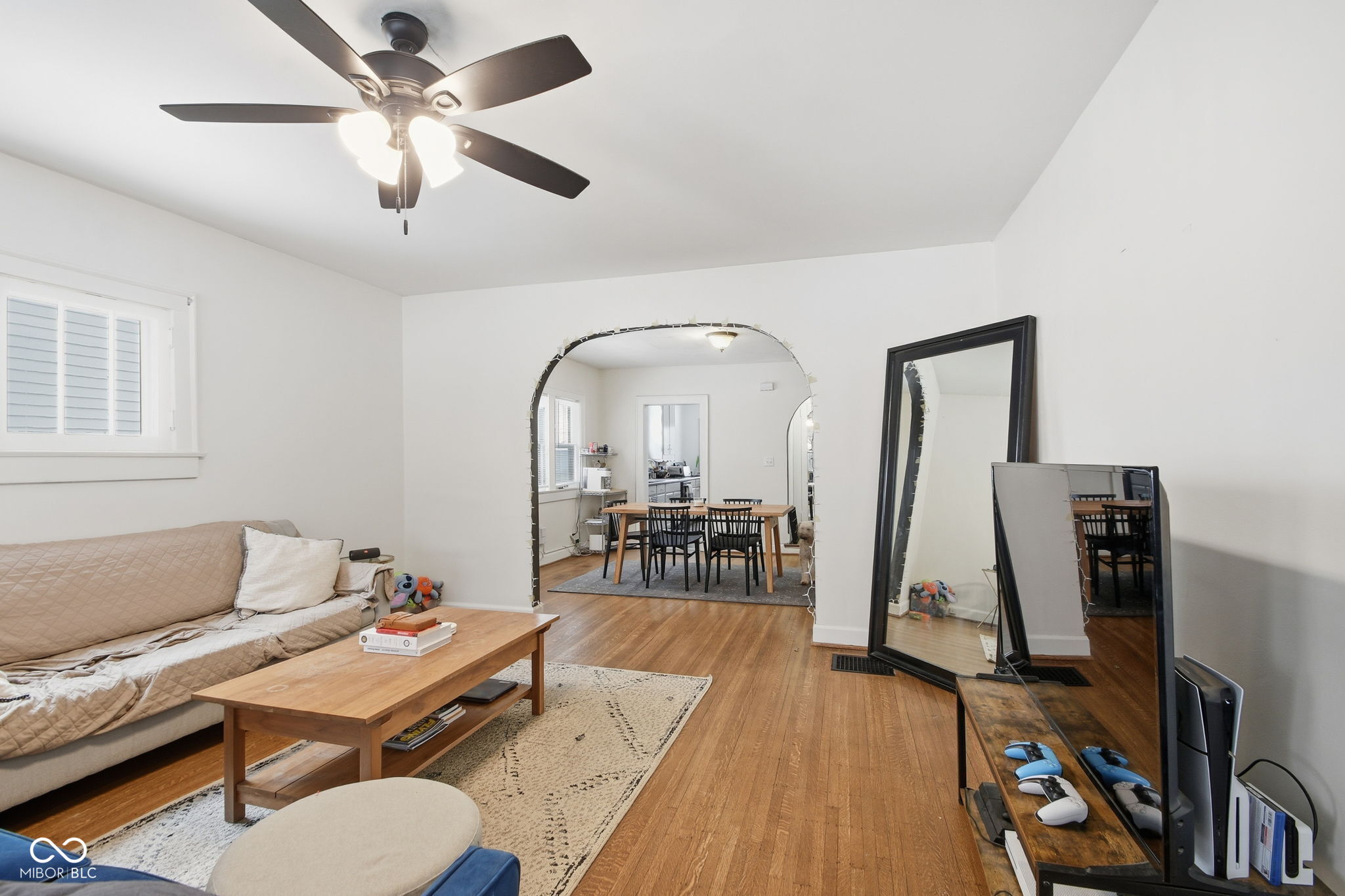 518 Woodruff Pl E Drive