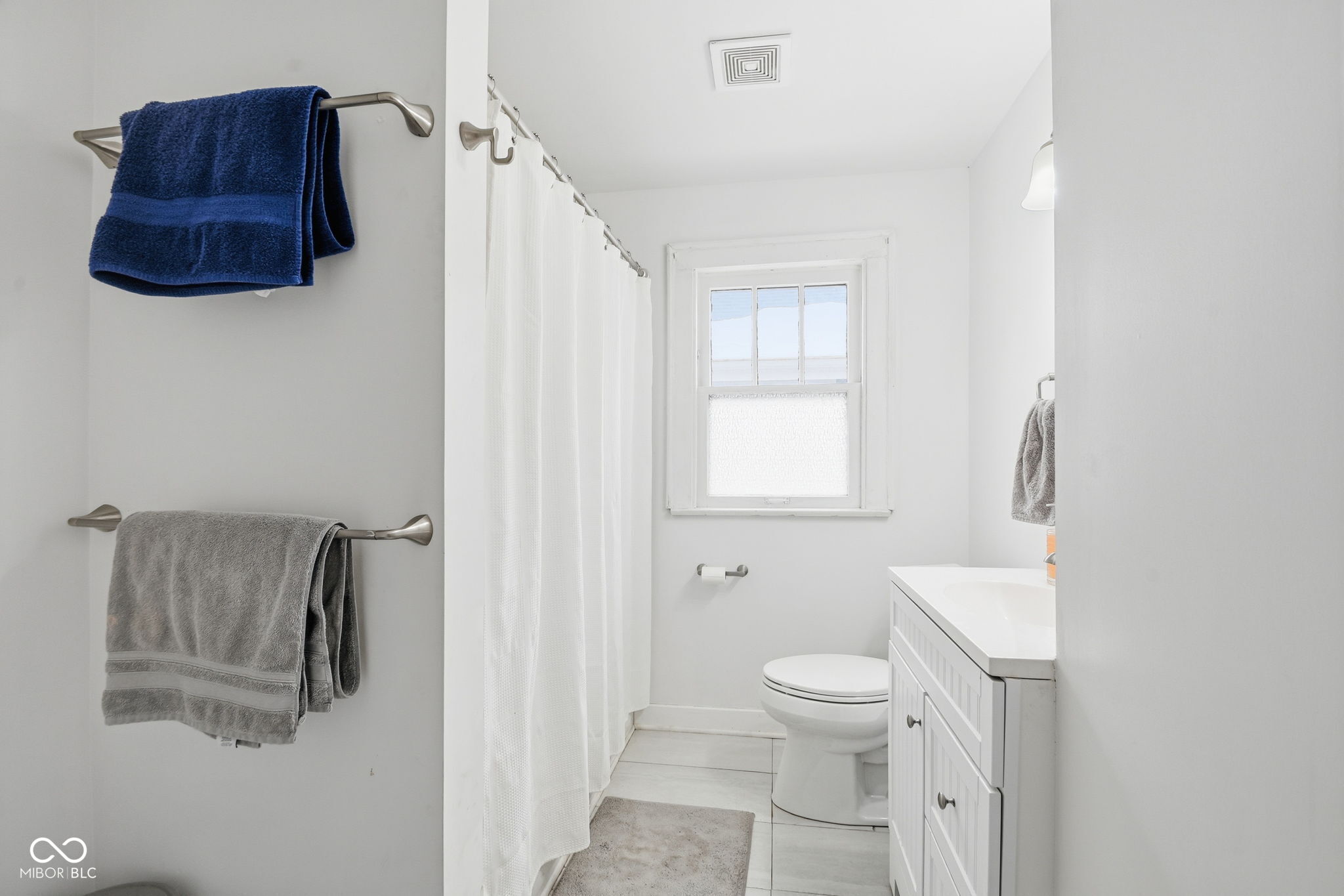 518 Woodruff Pl E Drive