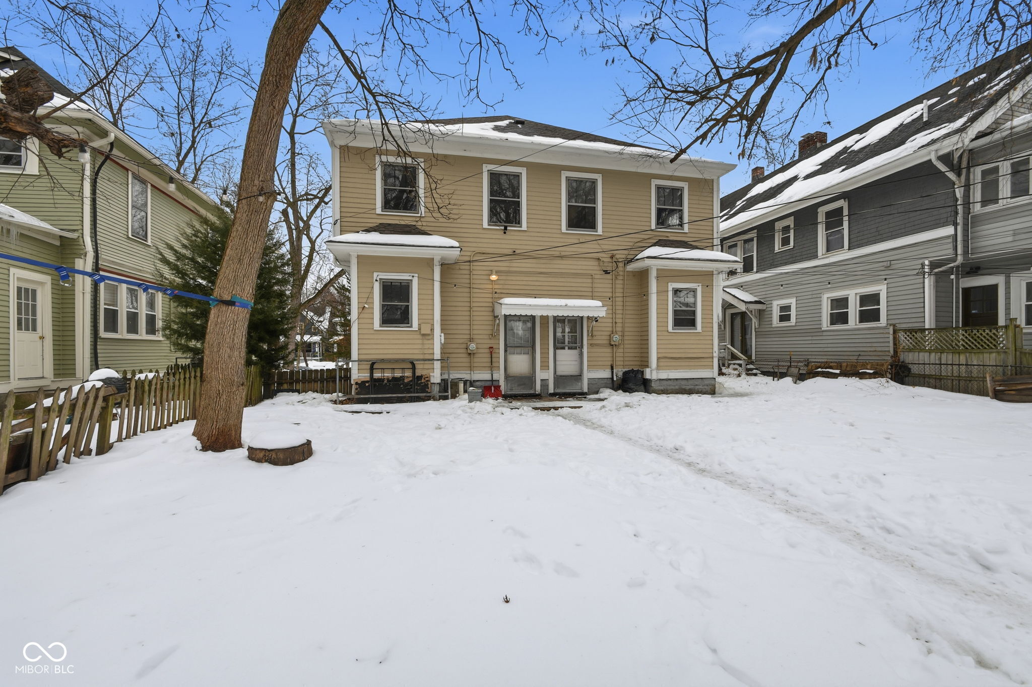 518 Woodruff Pl E Drive