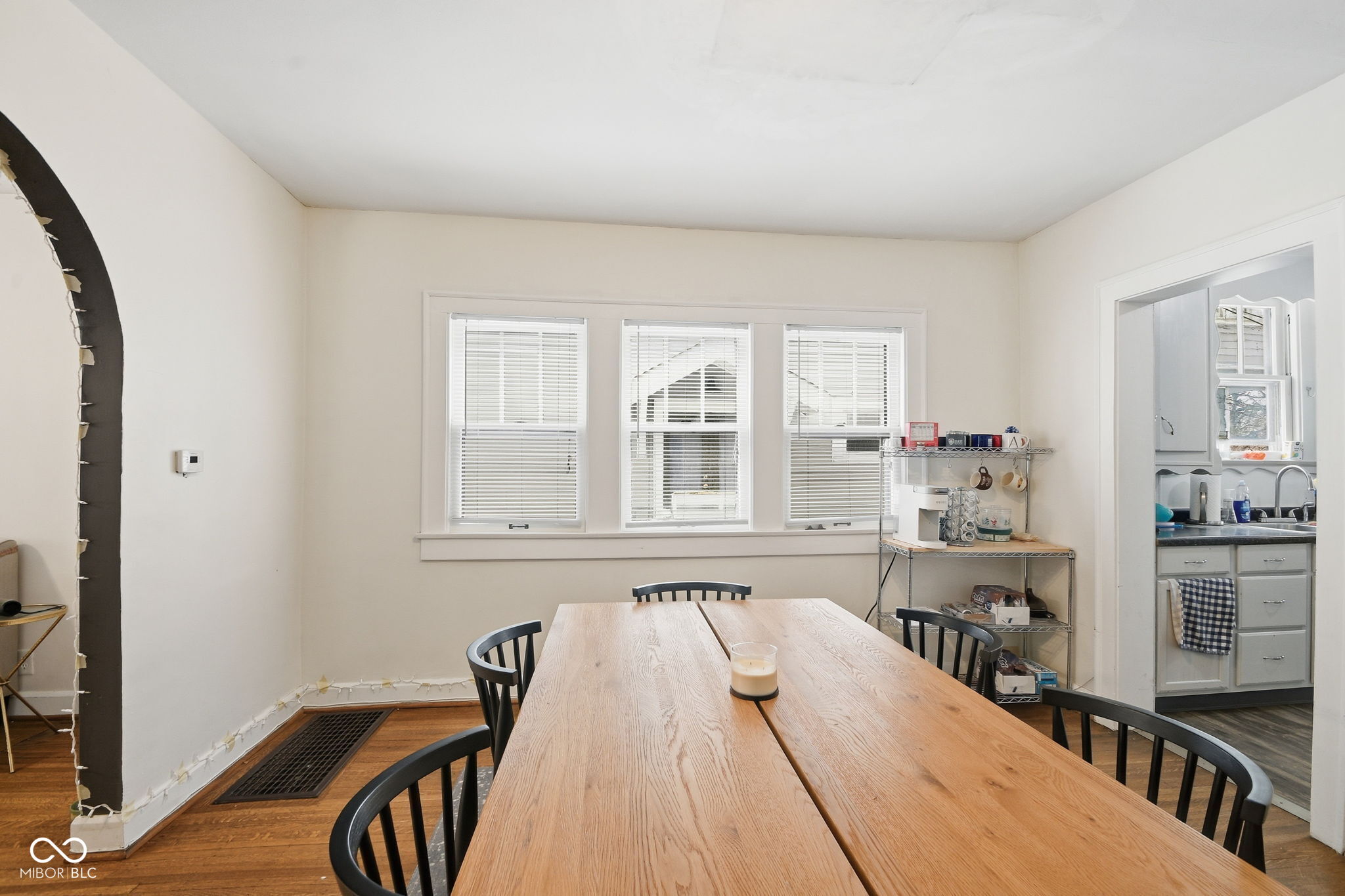 518 Woodruff Pl E Drive