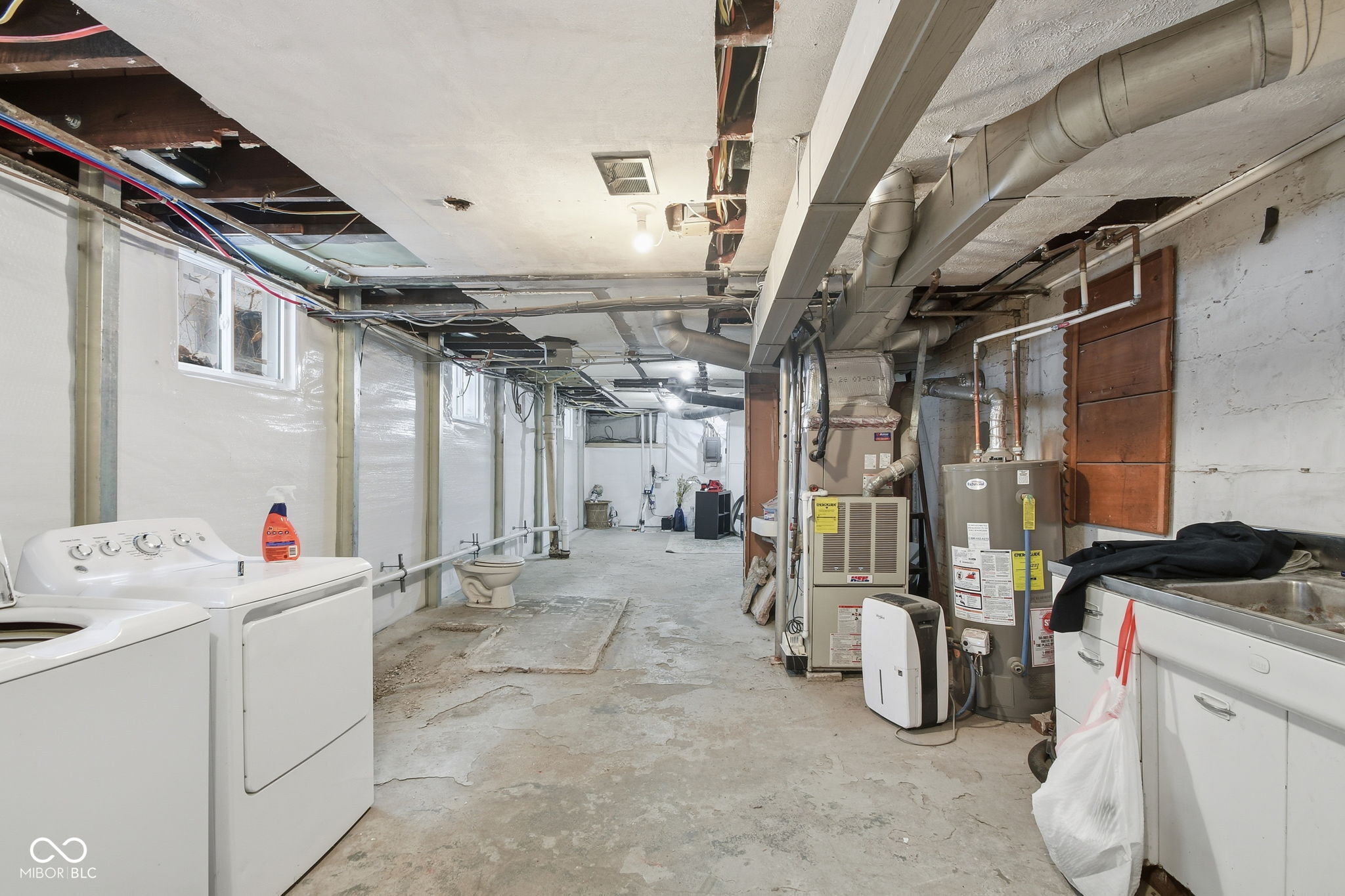 518 Woodruff Pl E Drive