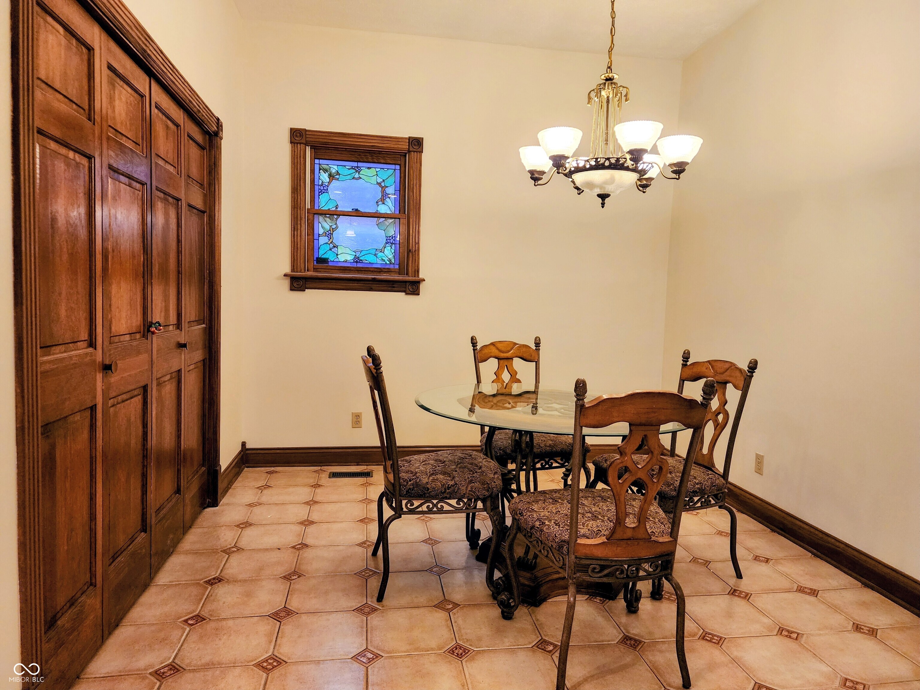 239 E 11th Street