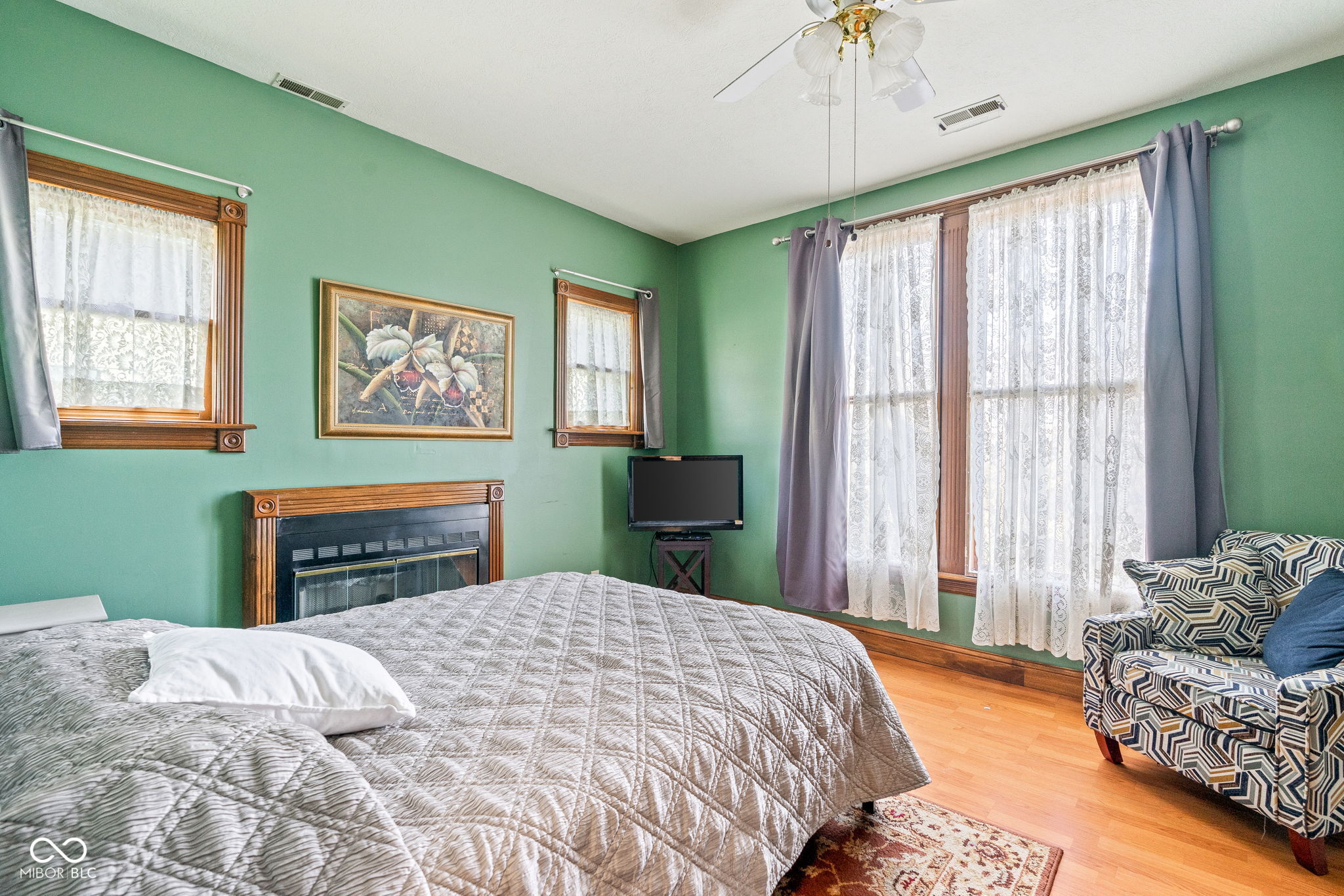 239 E 11th Street