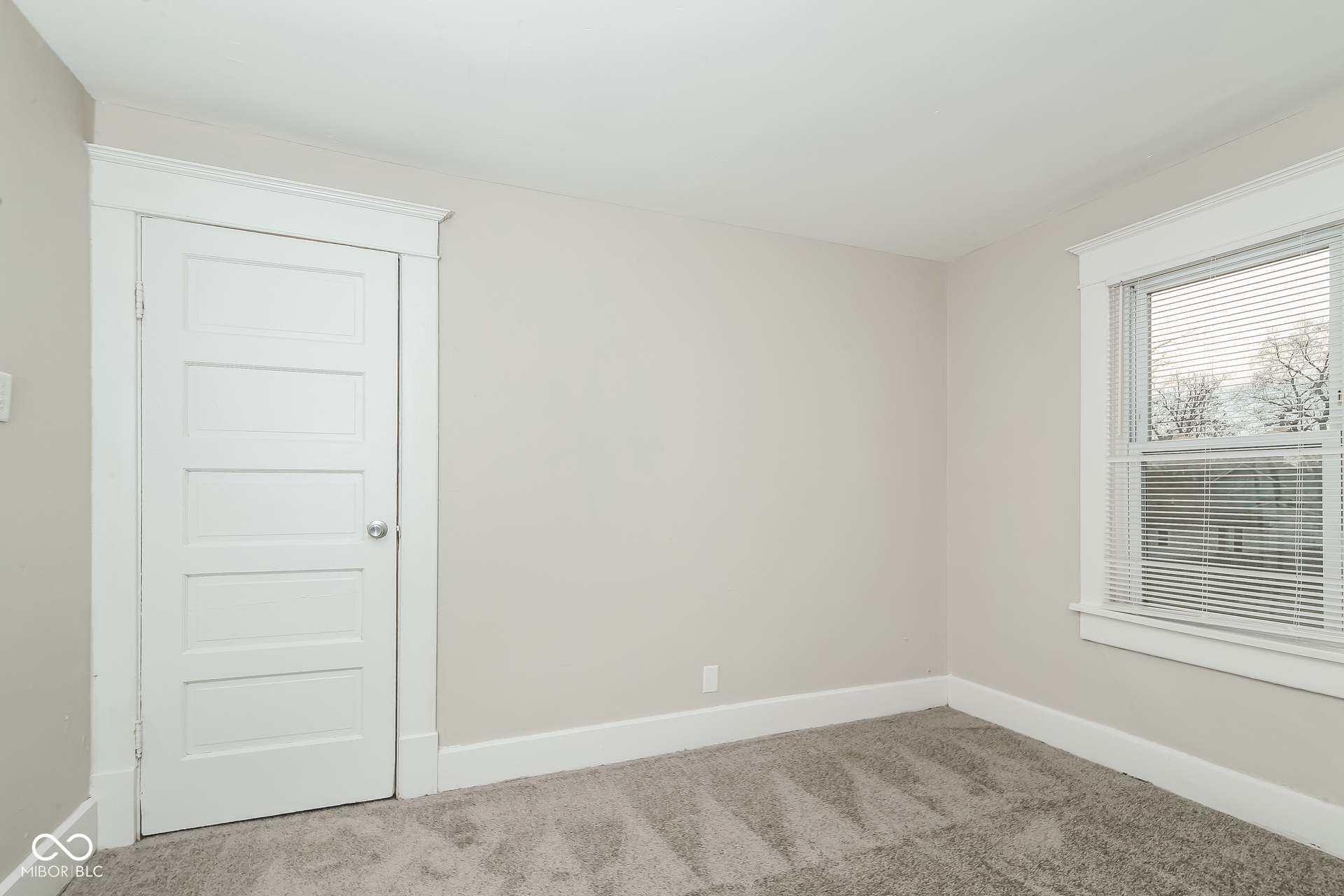 121 N Bradley Avenue