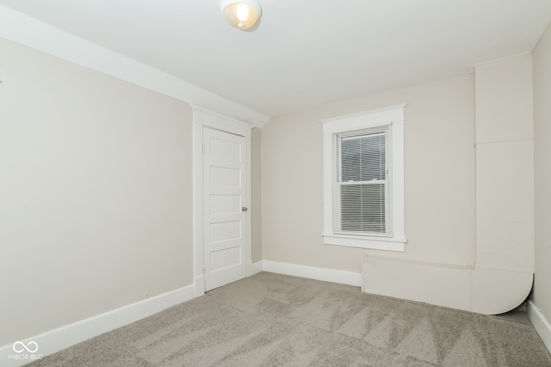 121 N Bradley Avenue