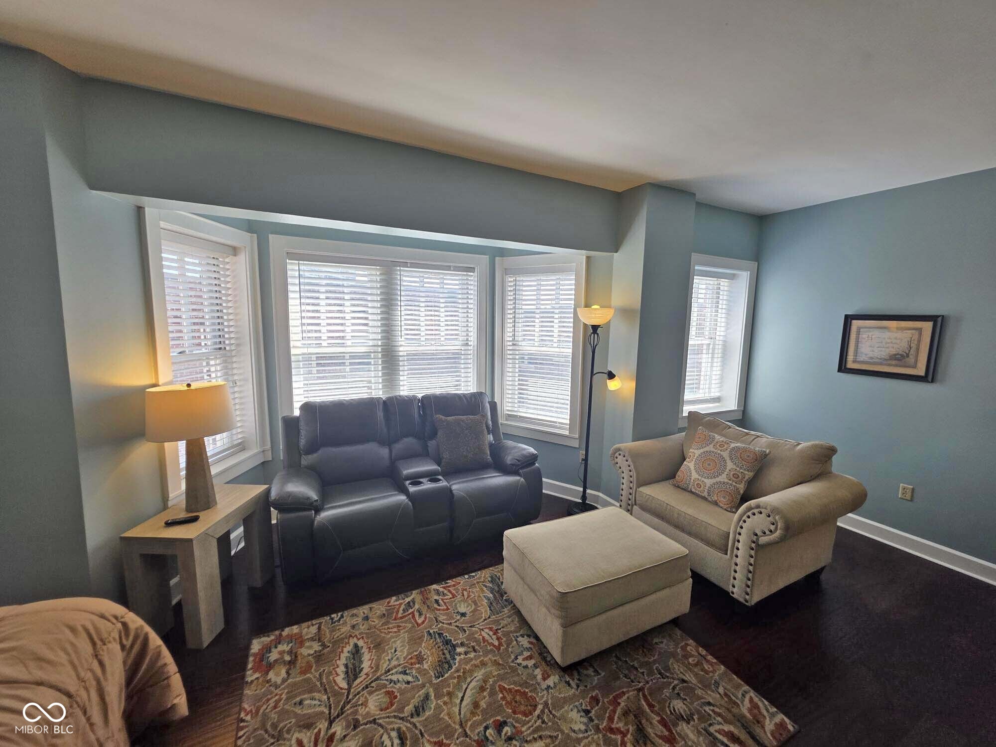 230 E 9th Street E Unit: 411