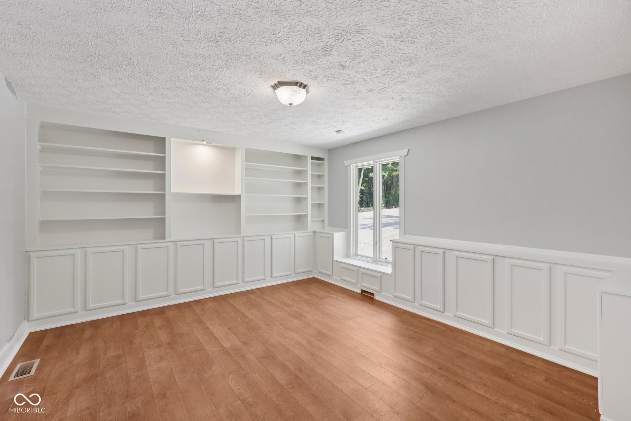 1303 E 126th Street