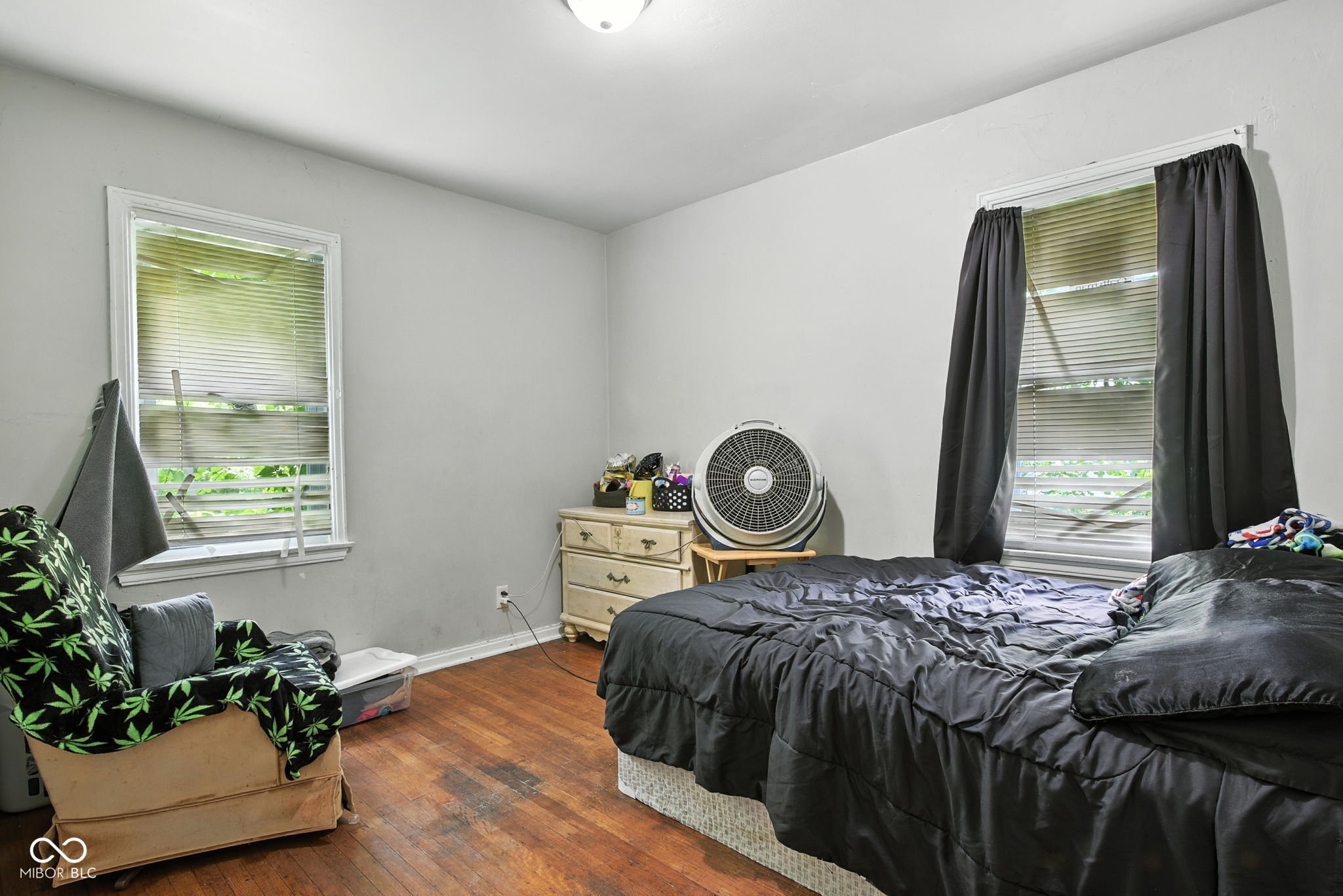 3066 N Temple Avenue