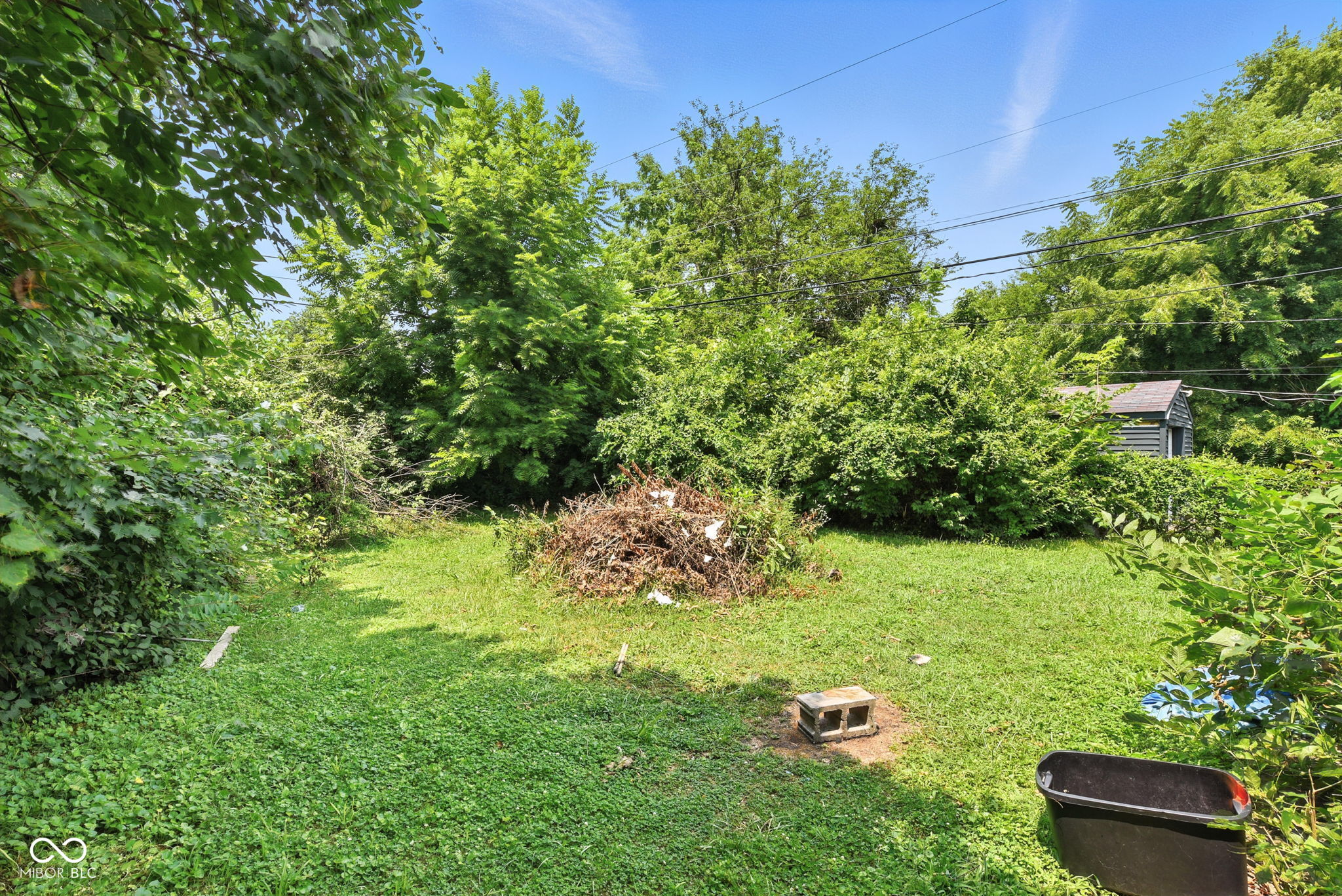 3066 N Temple Avenue