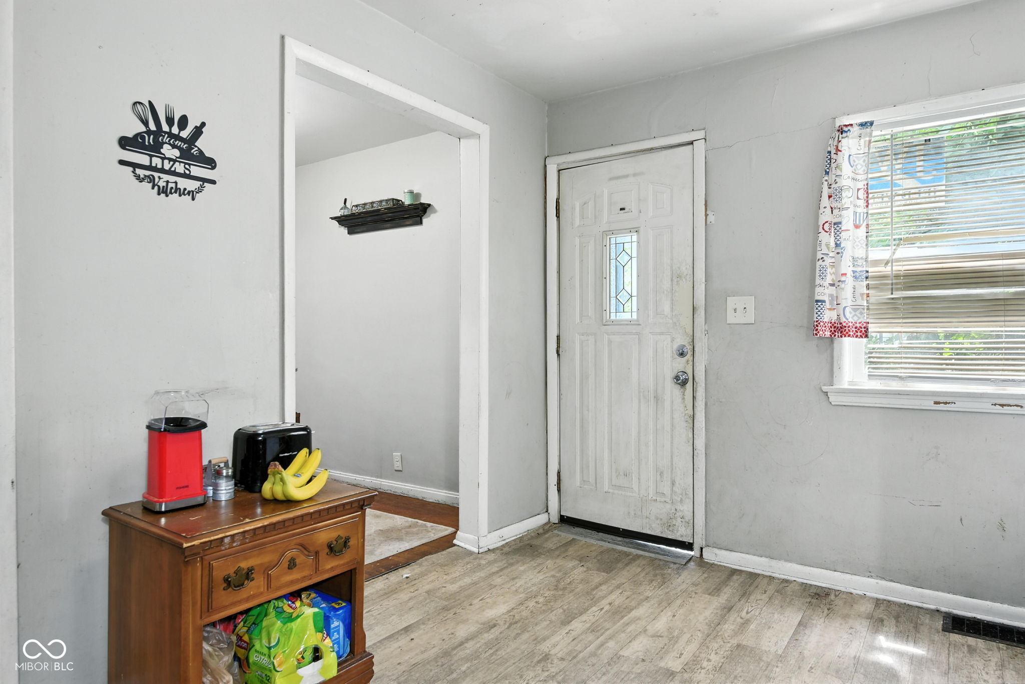 3066 N Temple Avenue