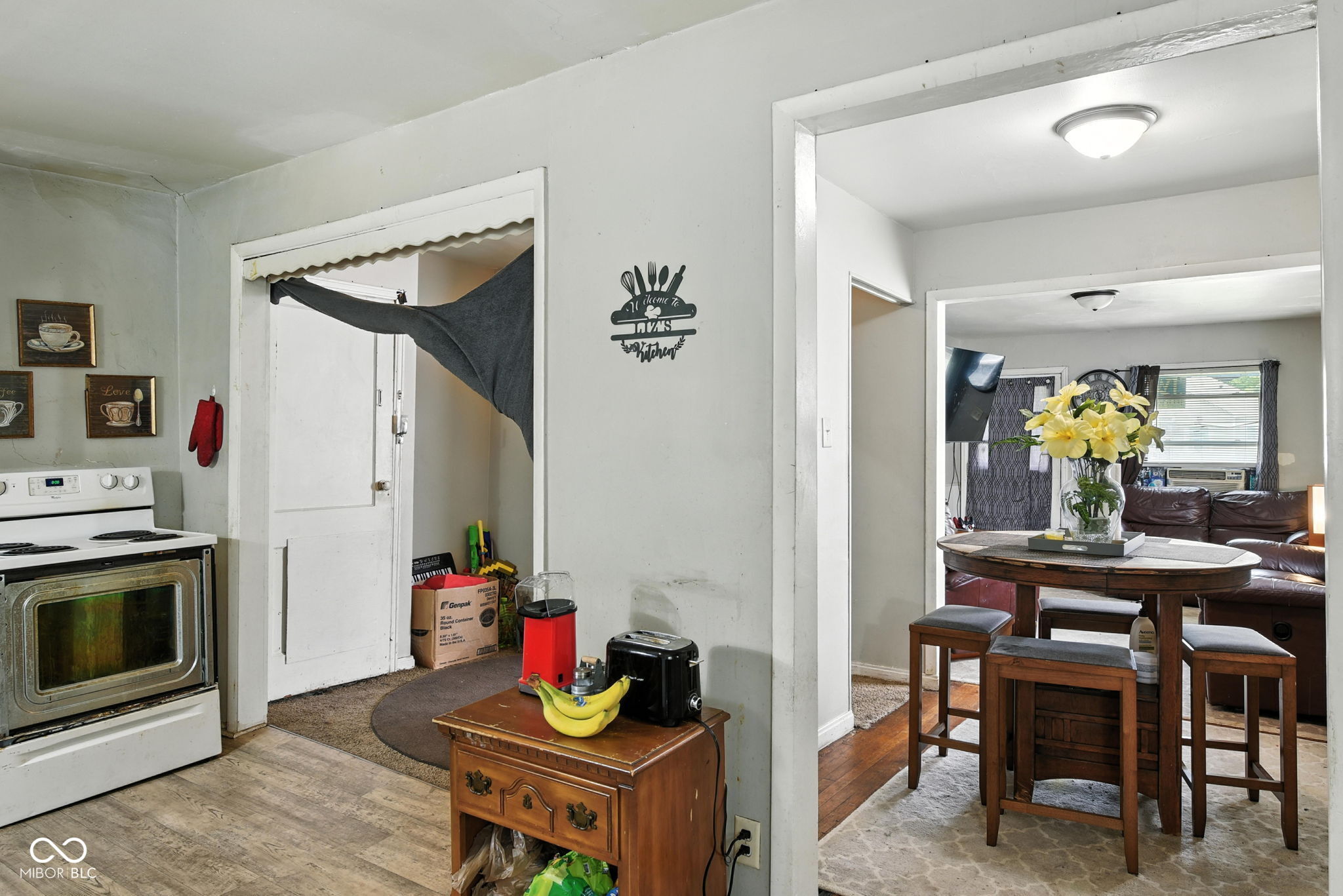 3066 N Temple Avenue