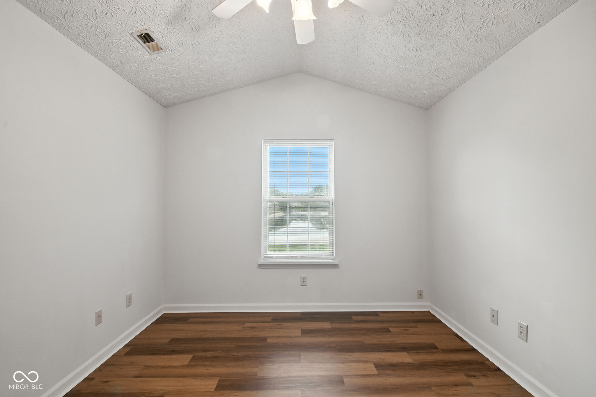 4531 English Oak Terrace