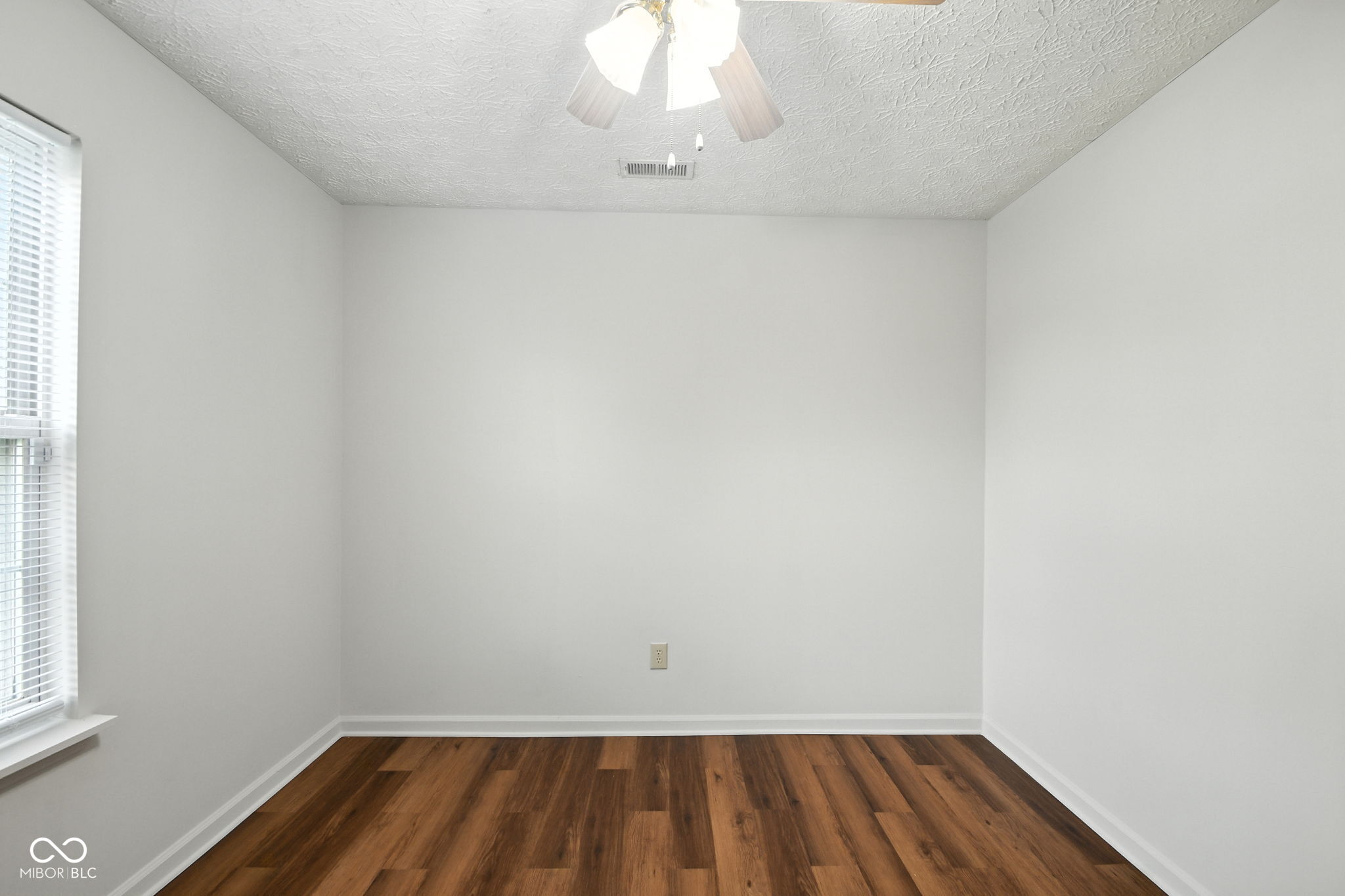 4531 English Oak Terrace