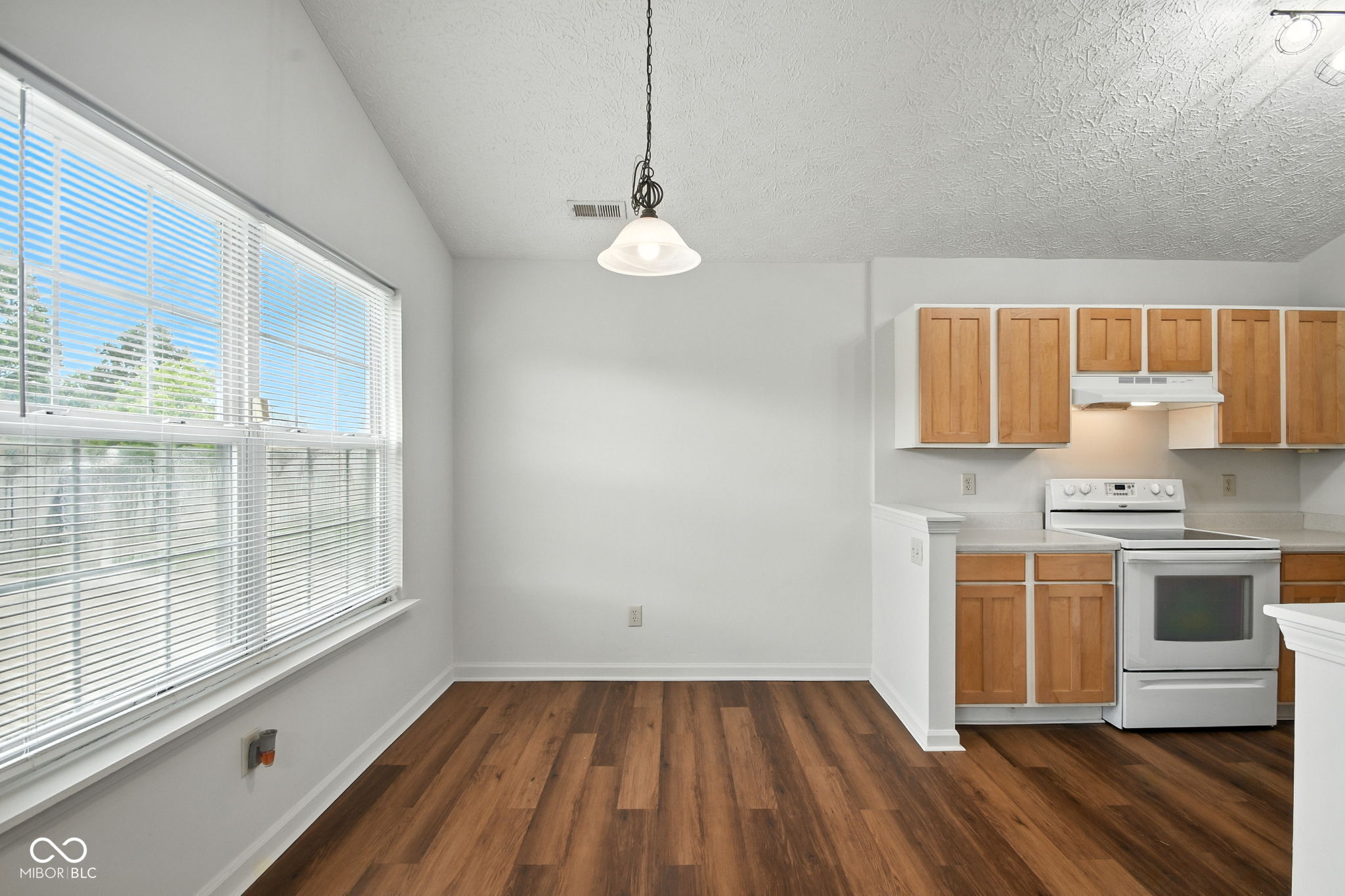 4531 English Oak Terrace