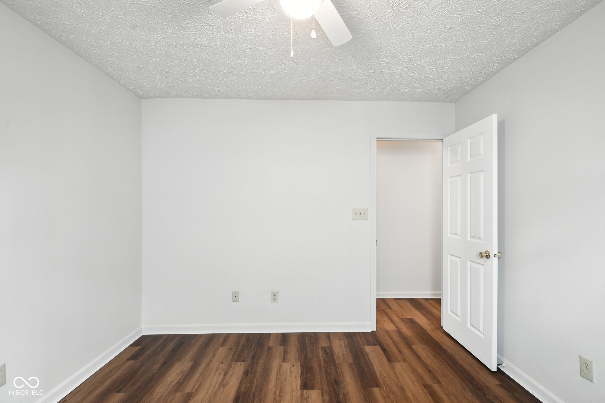 4531 English Oak Terrace