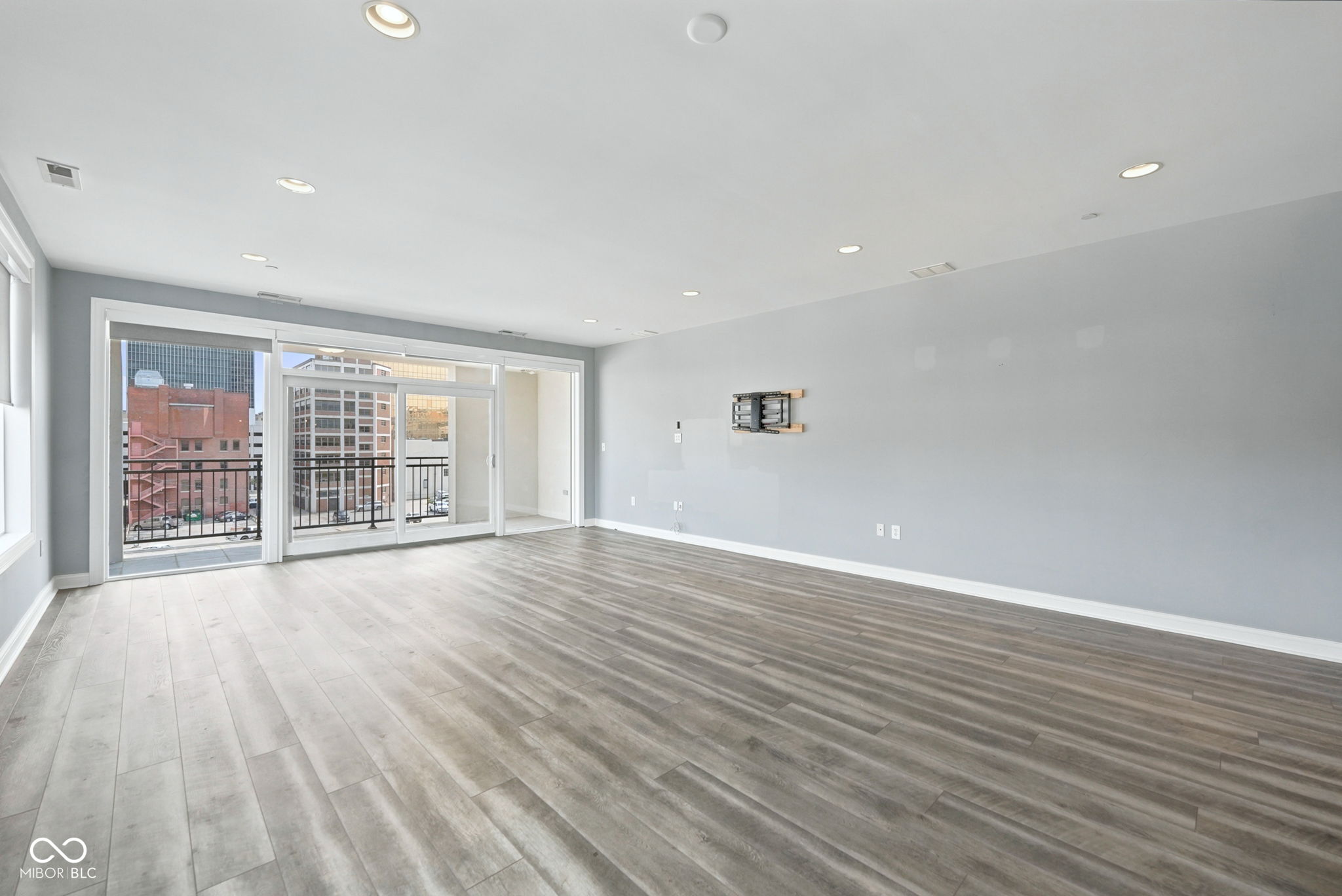 333 Massachusetts Avenue Unit: 405