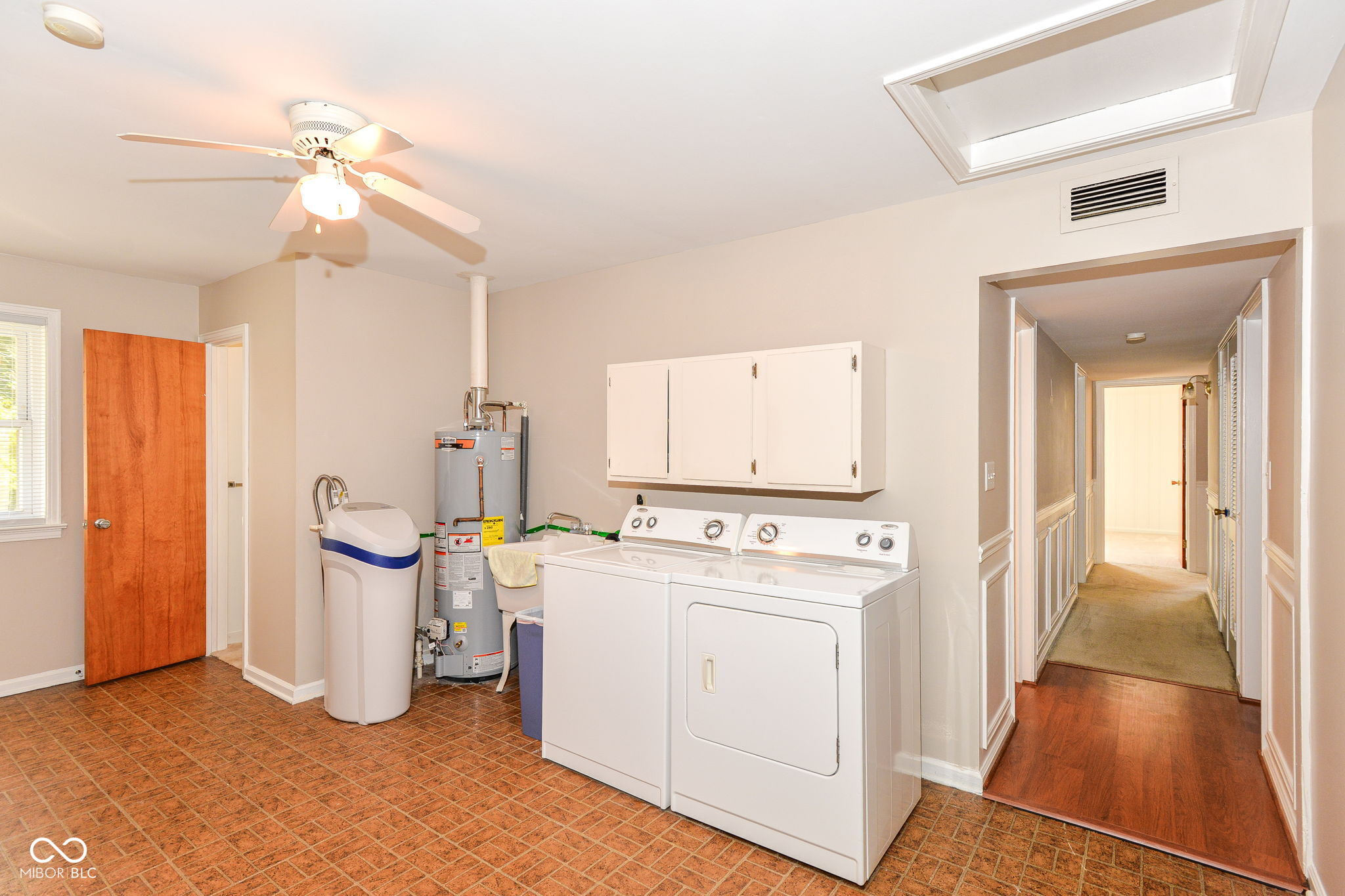 5735 N Sherman Avenue