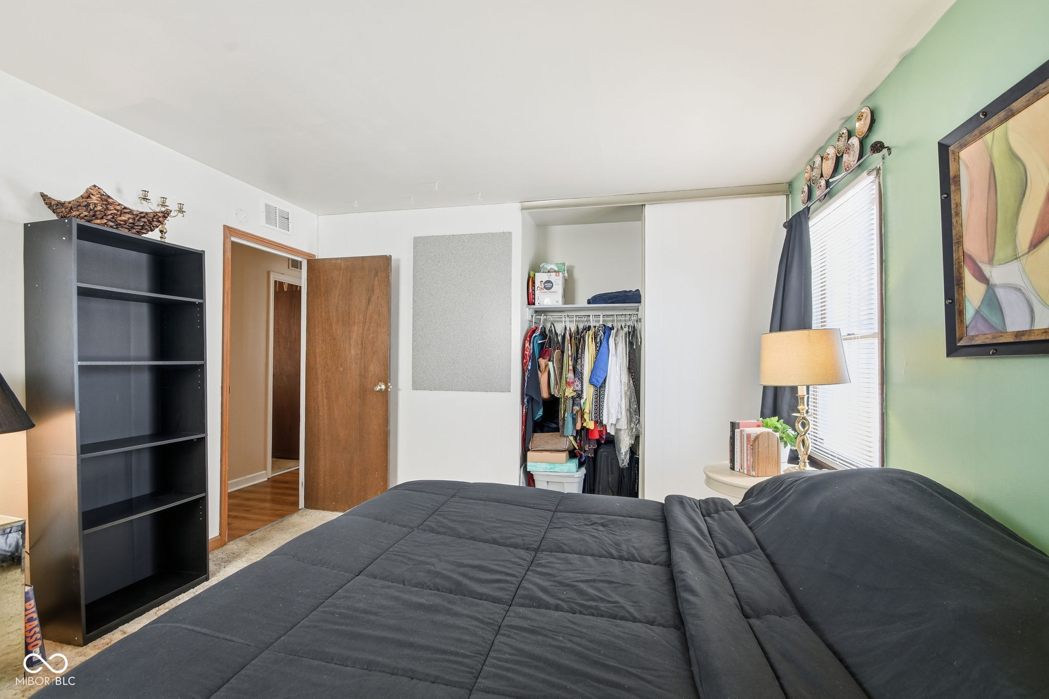 3501 N Lynhurst Drive