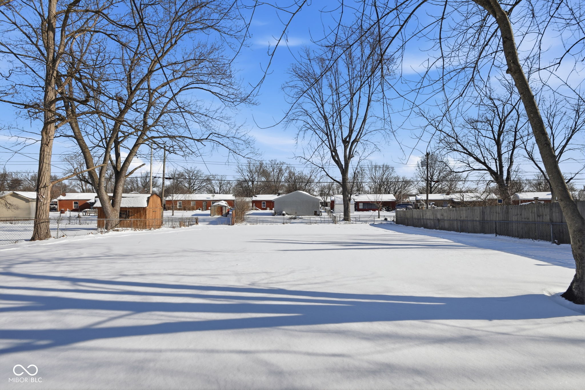 3501 N Lynhurst Drive