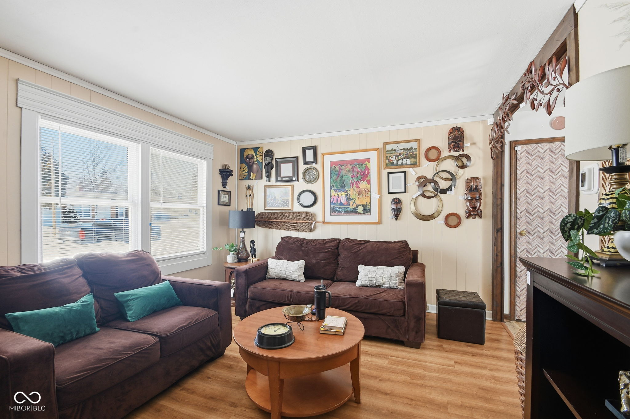 3501 N Lynhurst Drive