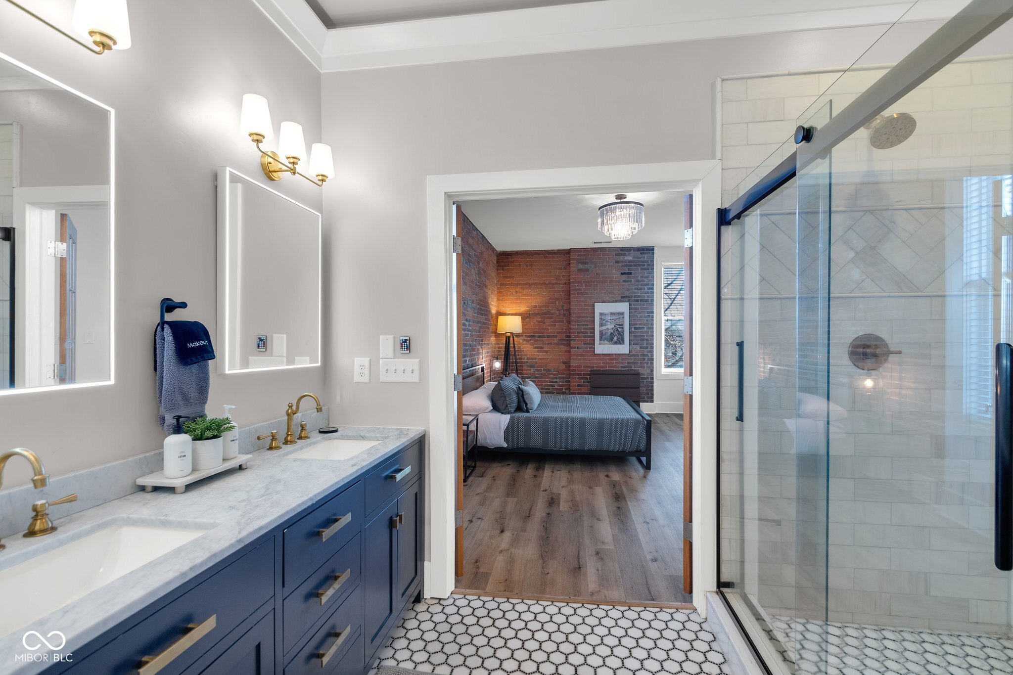 304 N College Avenue Unit: APT A
