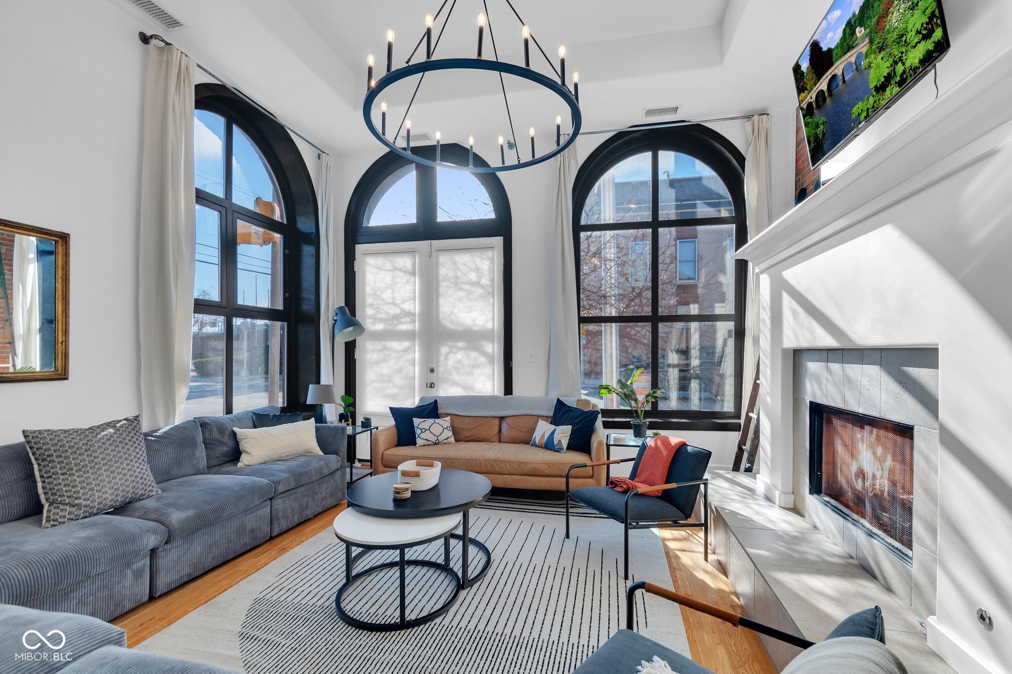 304 N College Avenue Unit: APT A