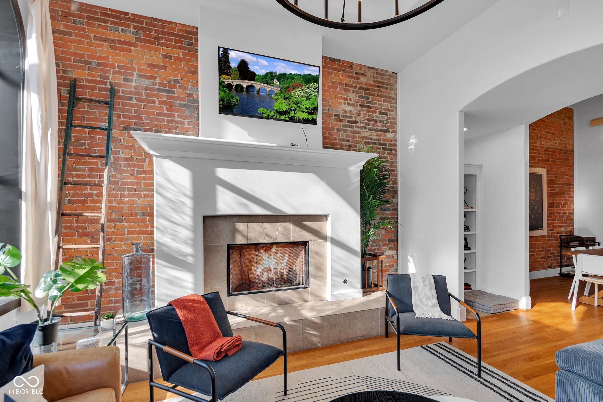 304 N College Avenue Unit: APT A