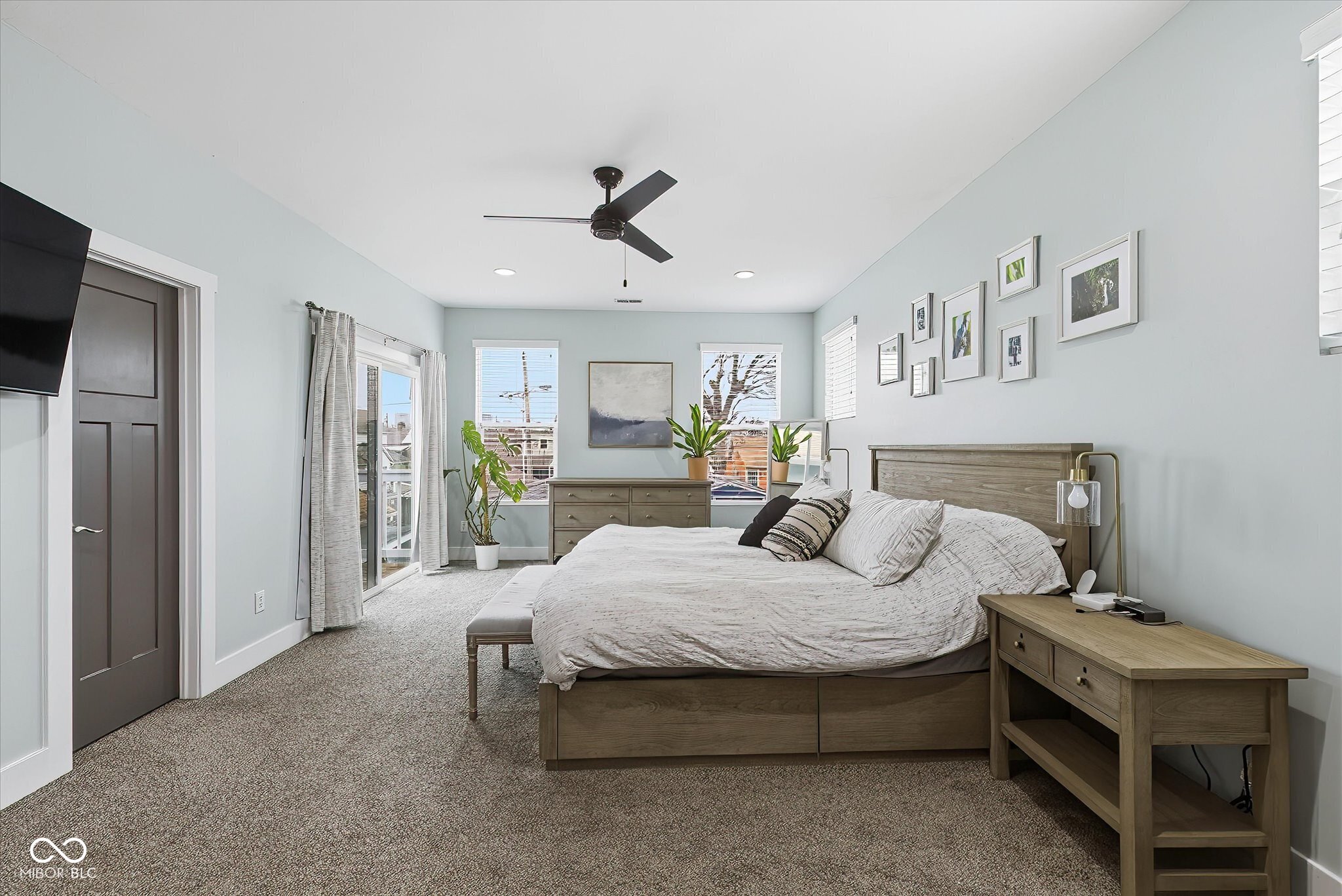 812 E Minnesota Street