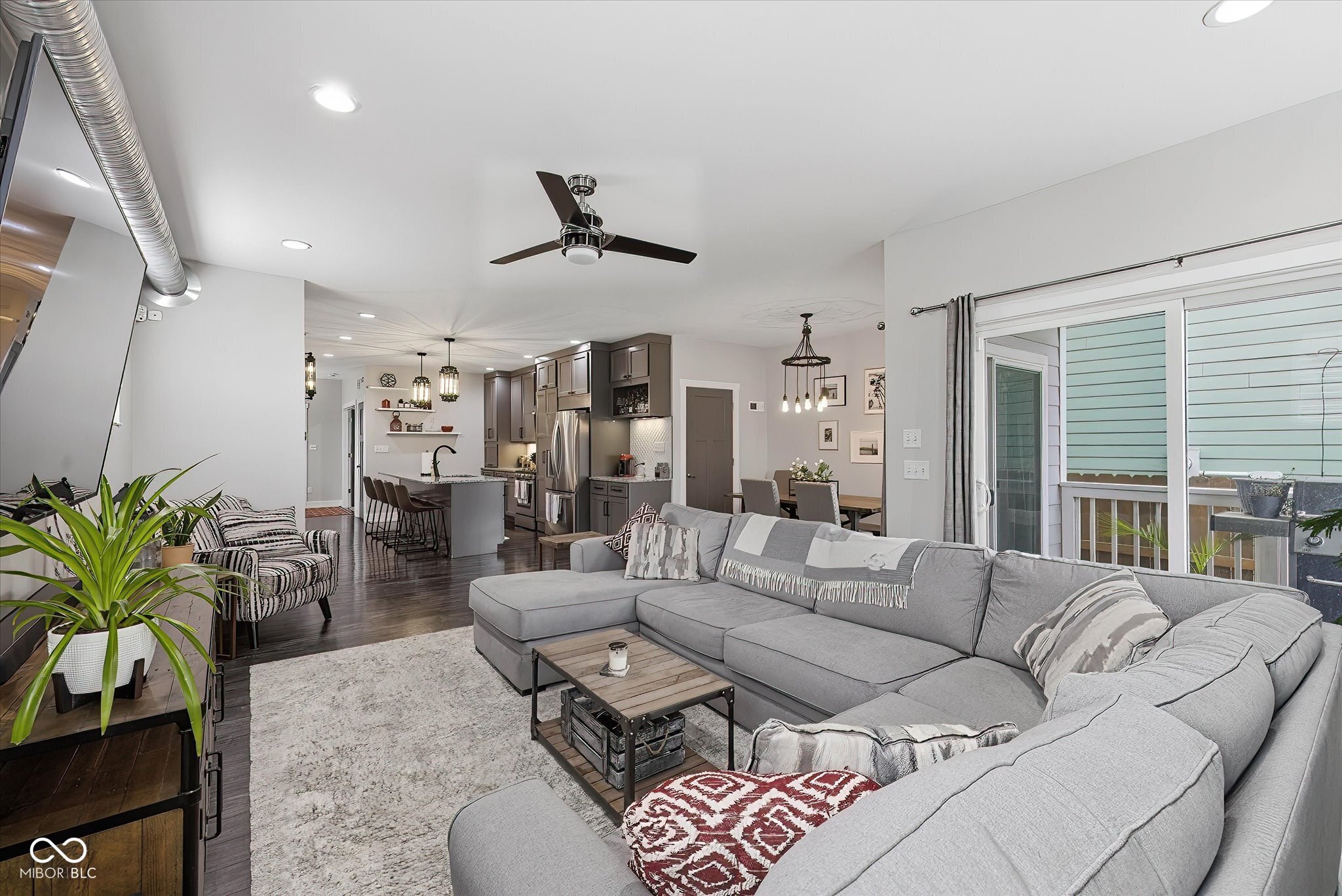 812 E Minnesota Street