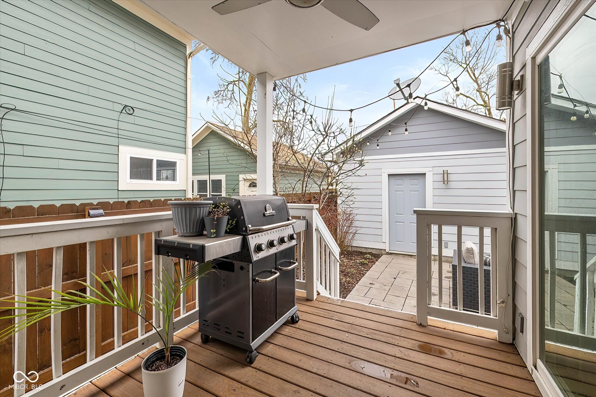 812 E Minnesota Street