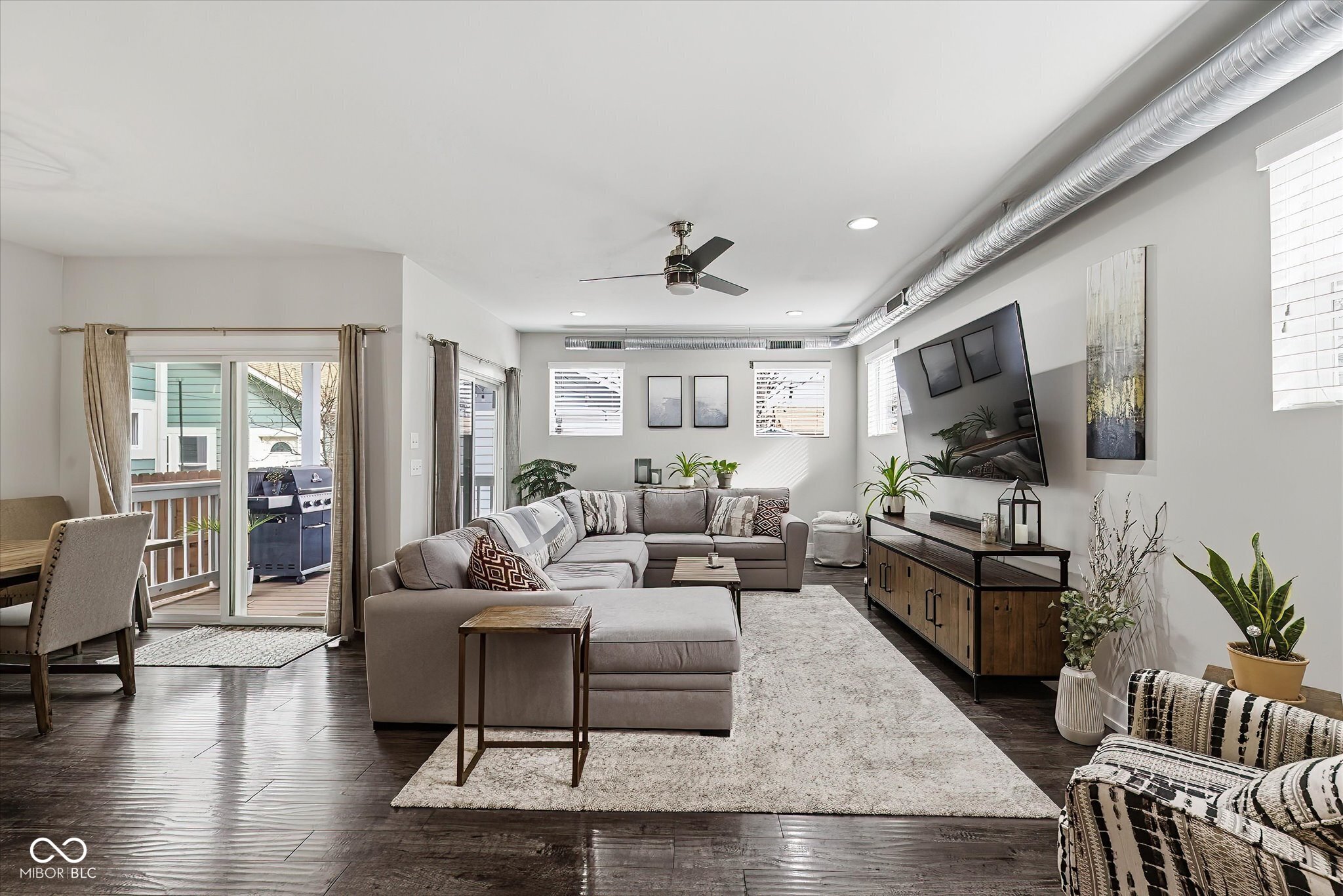 812 E Minnesota Street