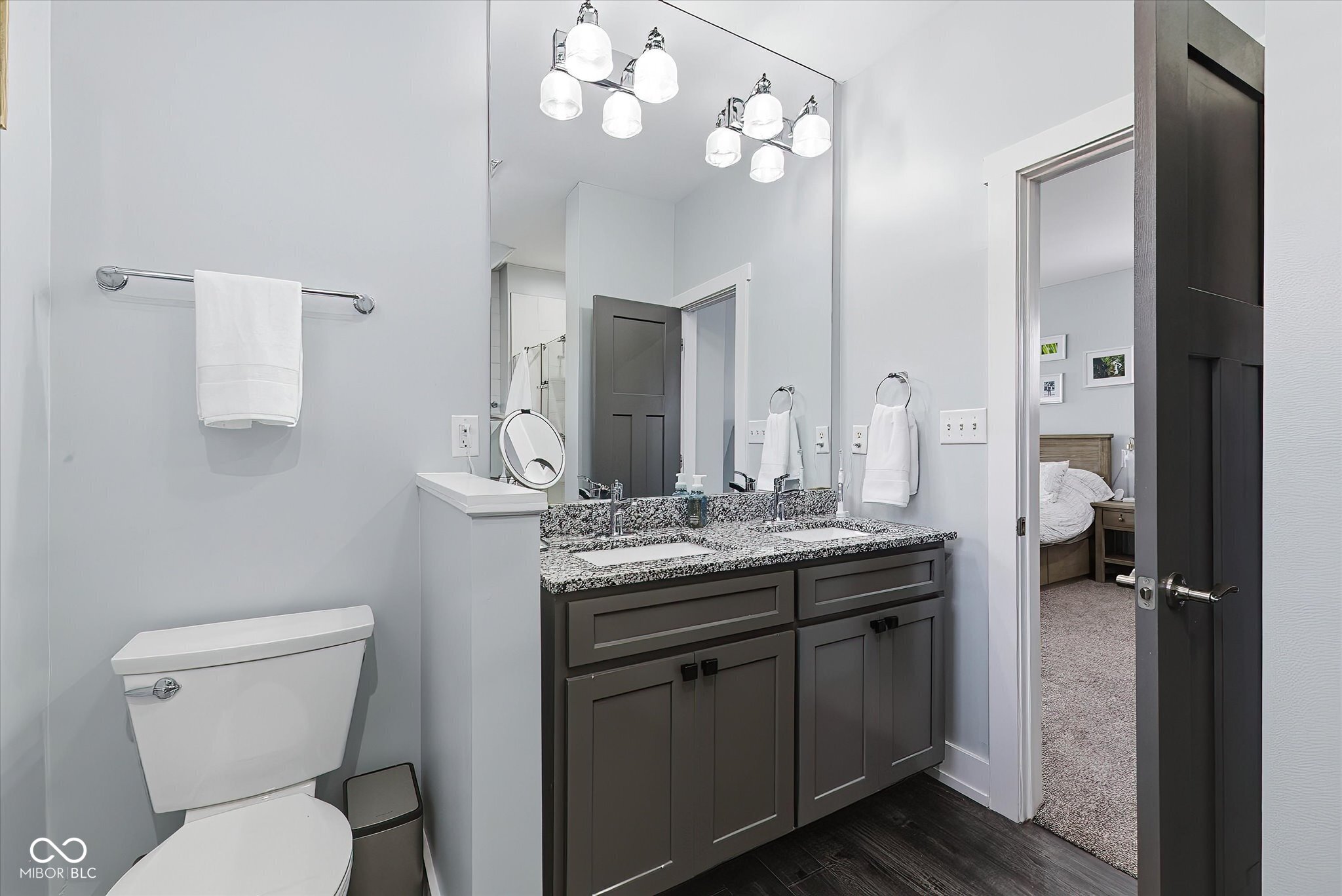 812 E Minnesota Street