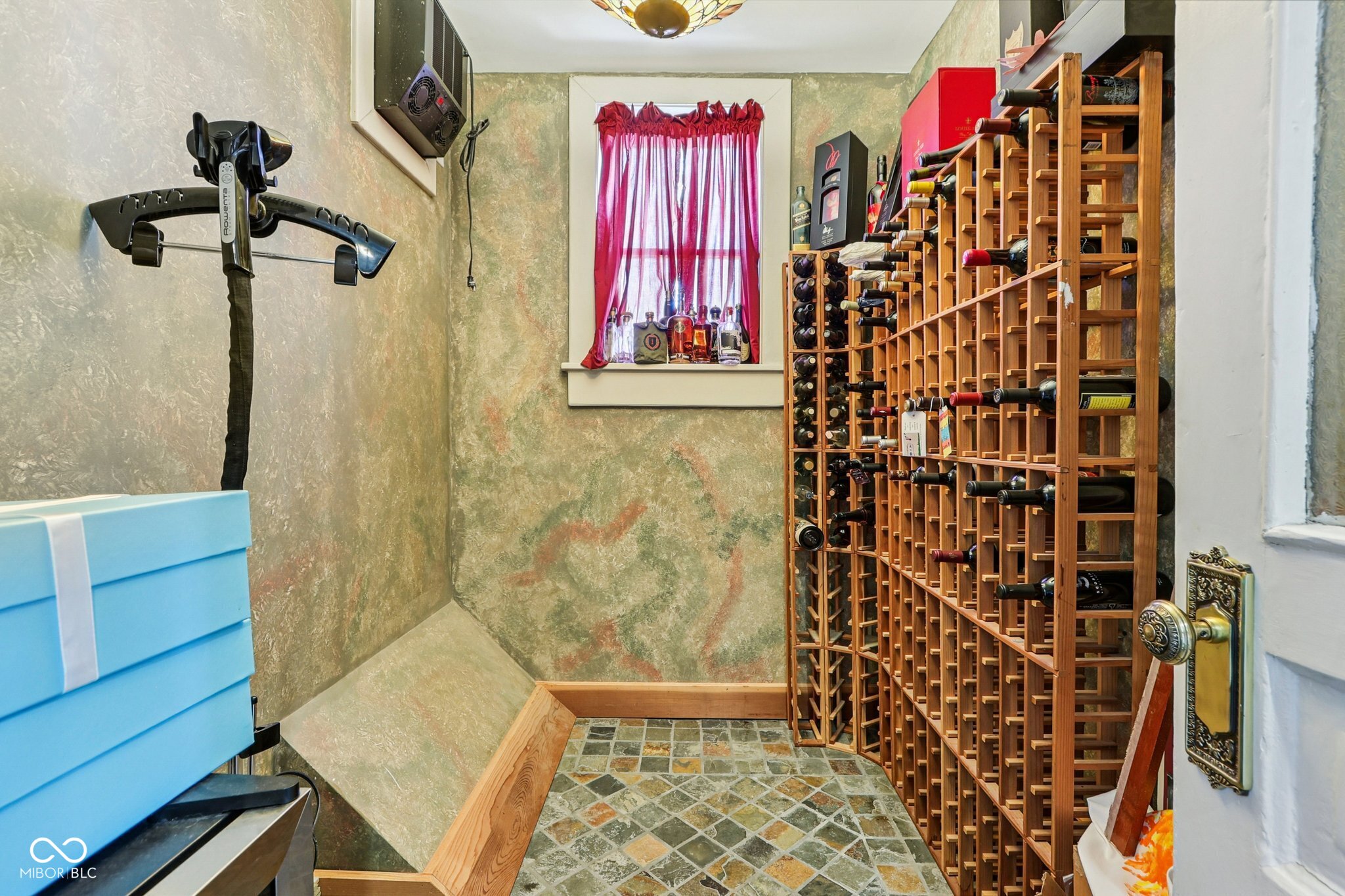 1610 N Delaware Street