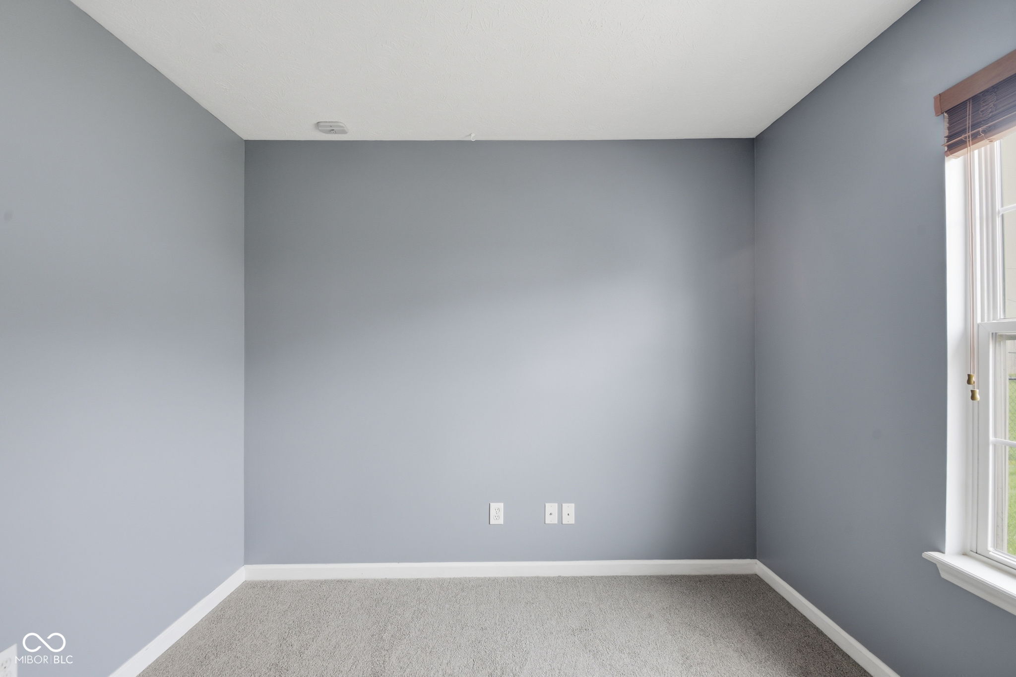 6946 Fair Ridge Drive