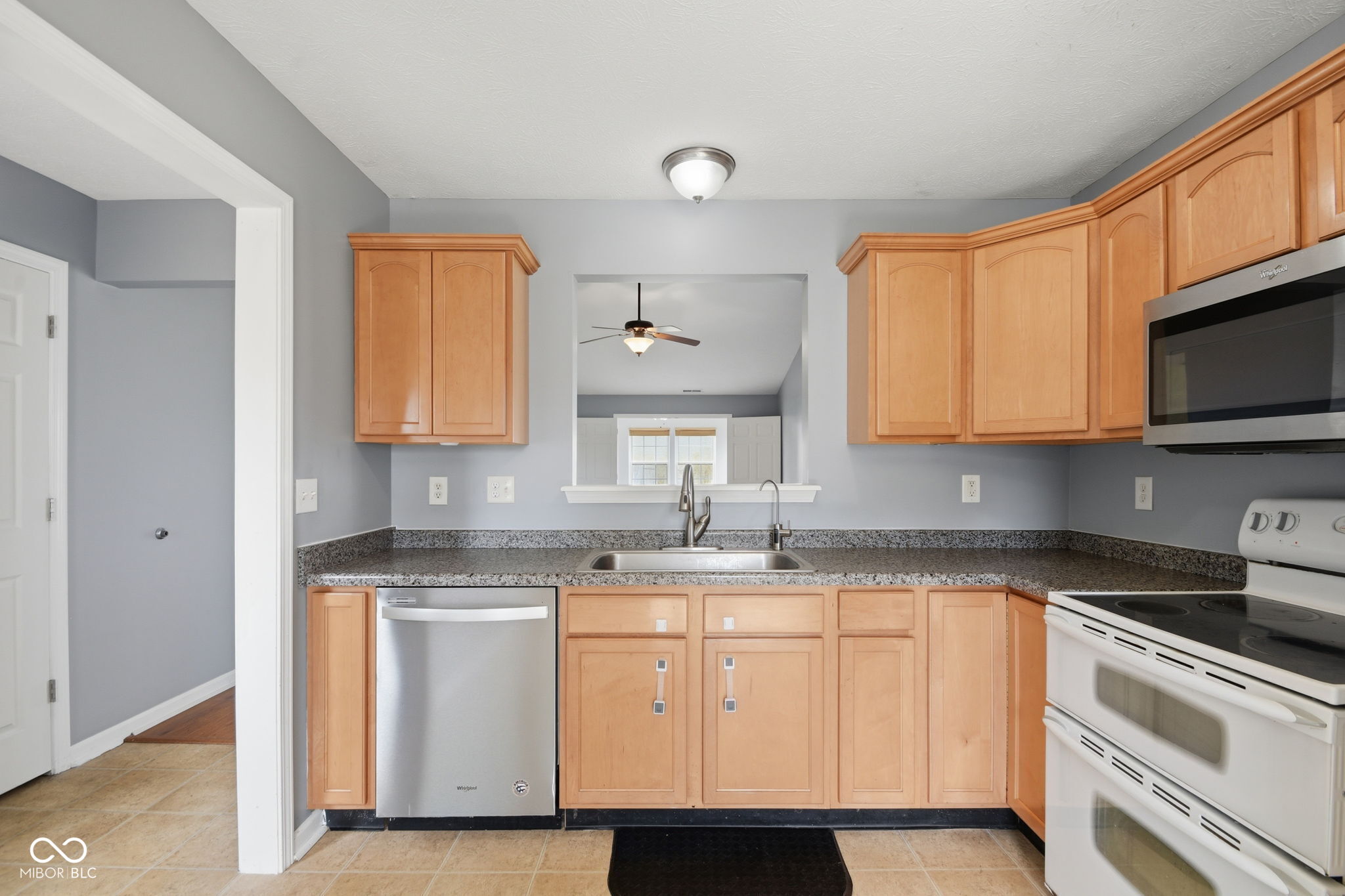 6946 Fair Ridge Drive