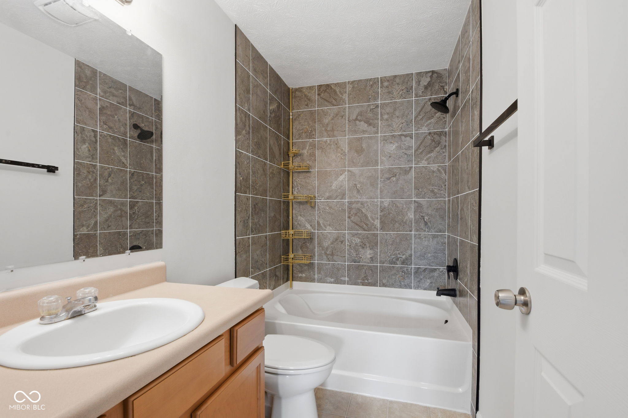 6946 Fair Ridge Drive