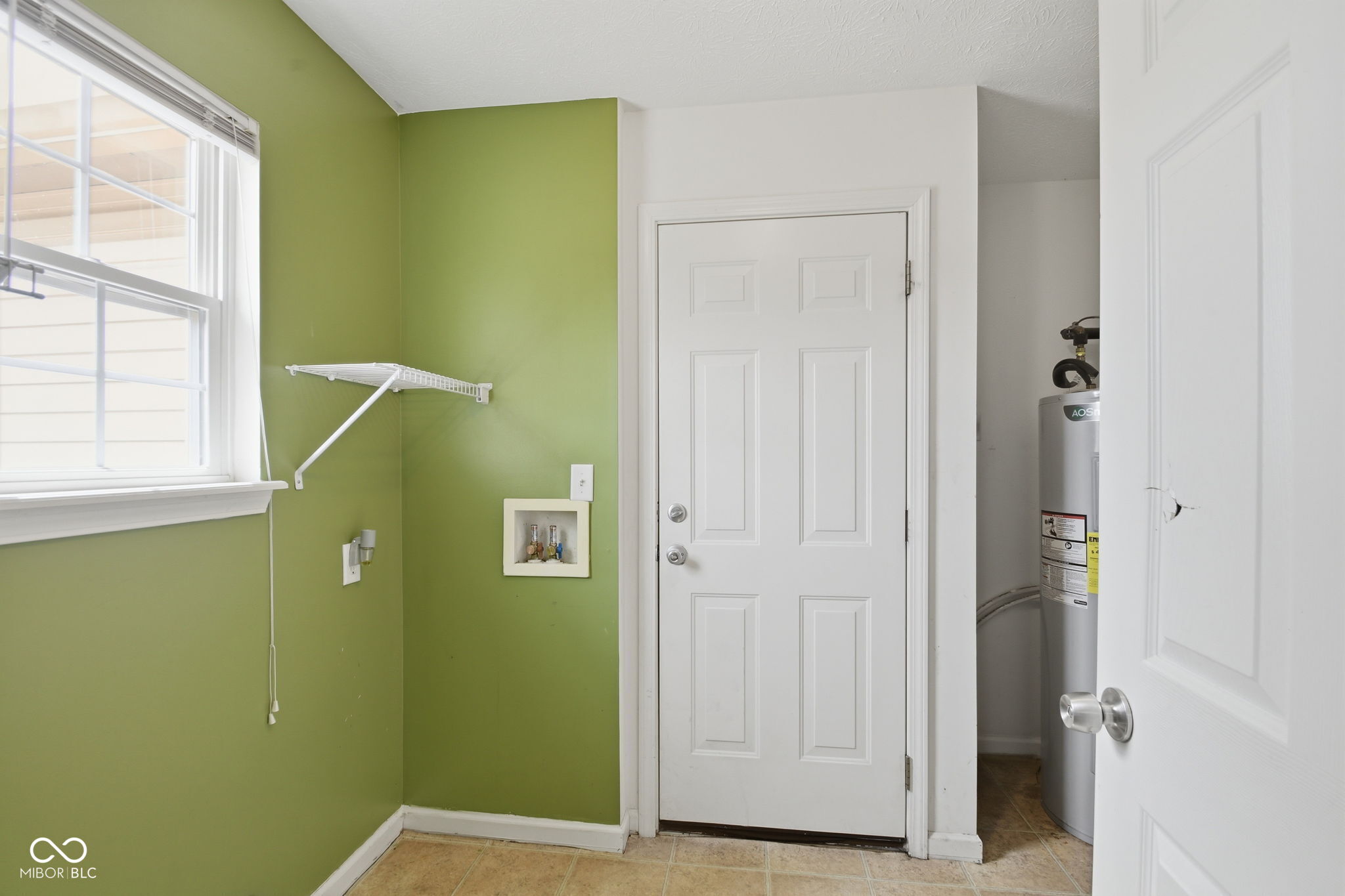 6946 Fair Ridge Drive