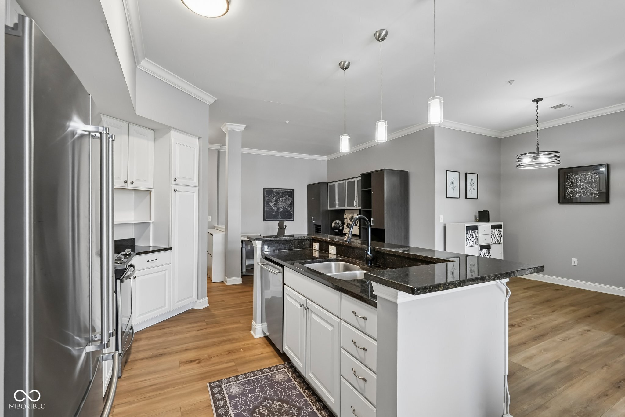 355 E Ohio Street Unit: 223