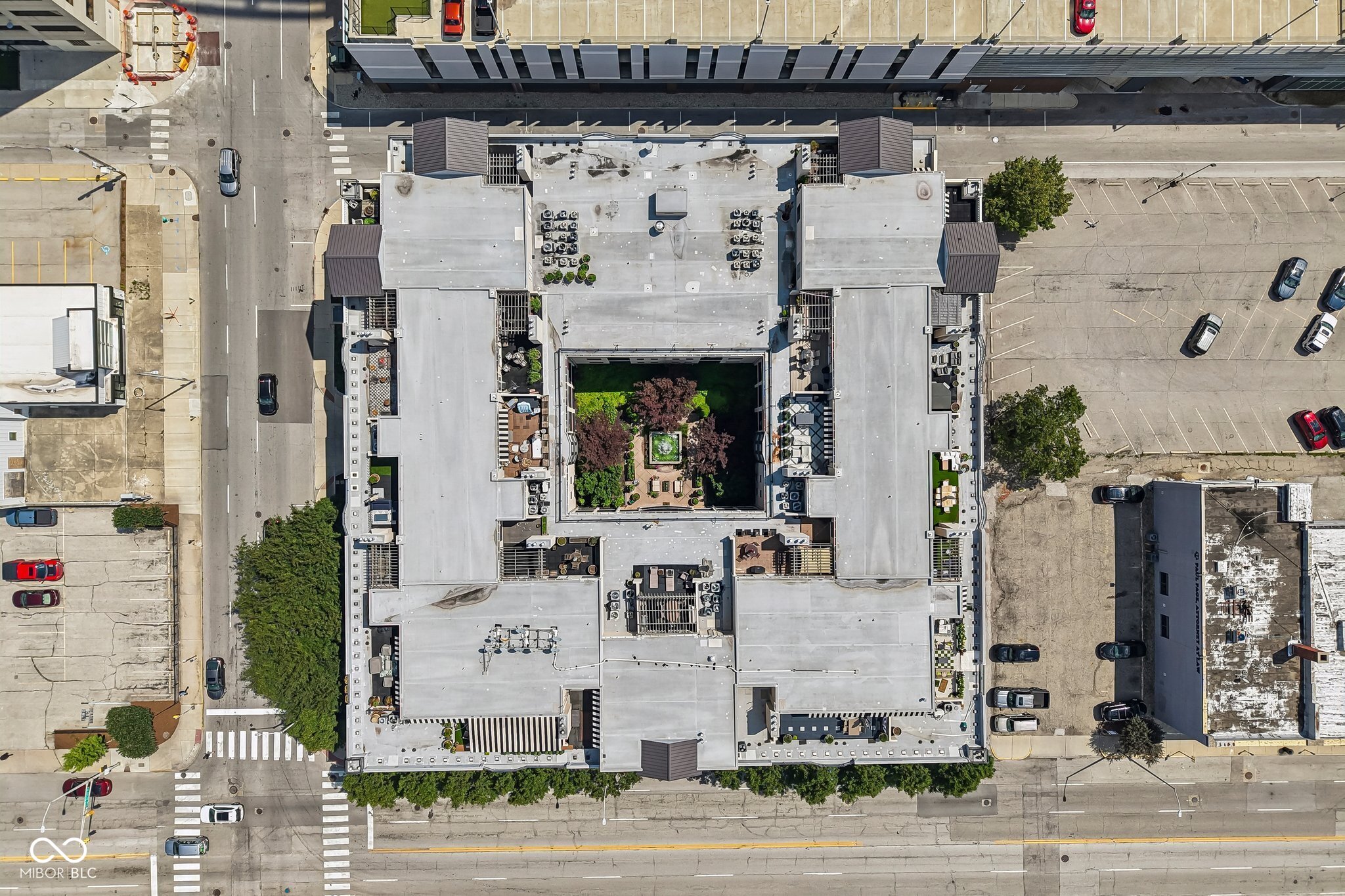 355 E Ohio Street Unit: 223