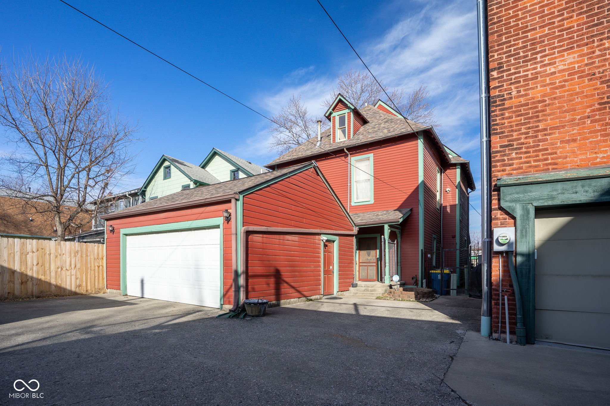 239 E 11th Street