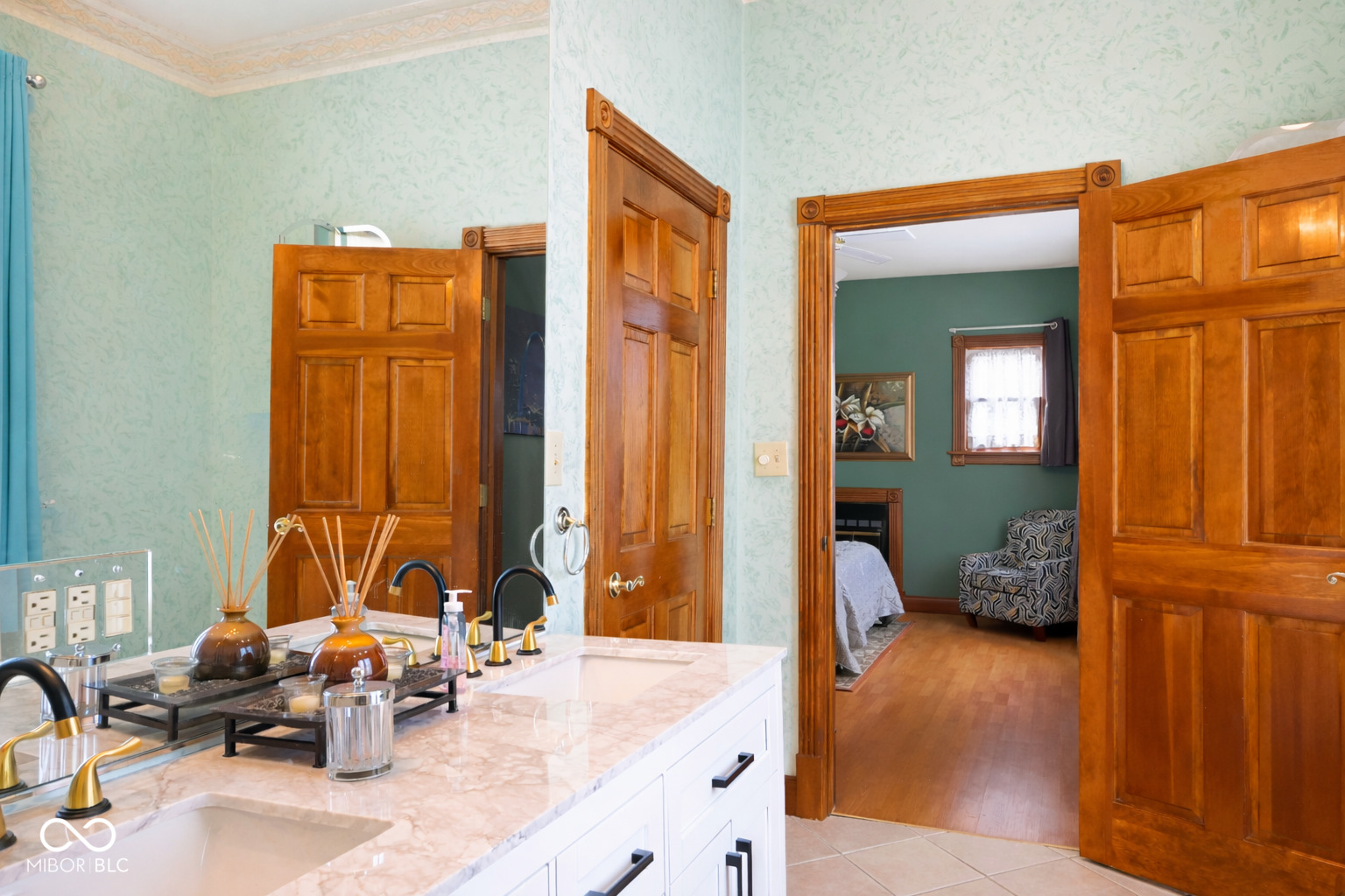 239 E 11th Street