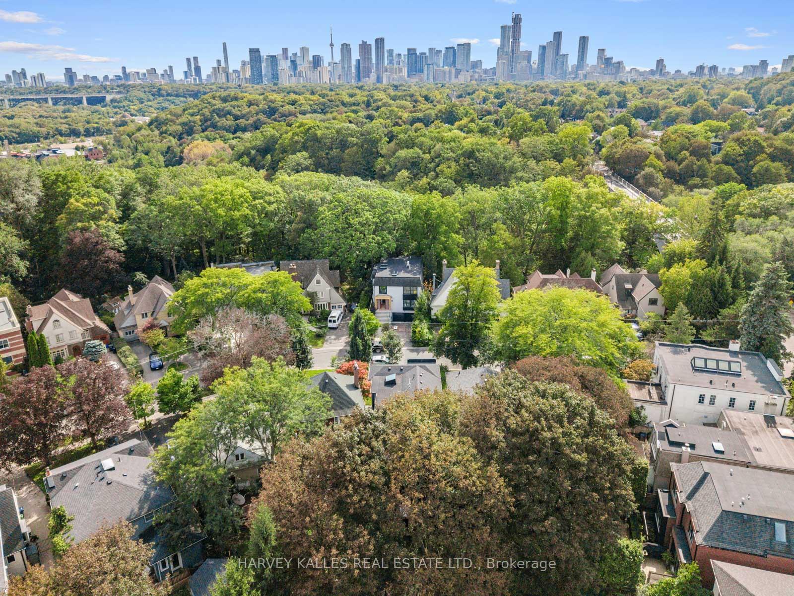 4 Douglas Crescent, Toronto
