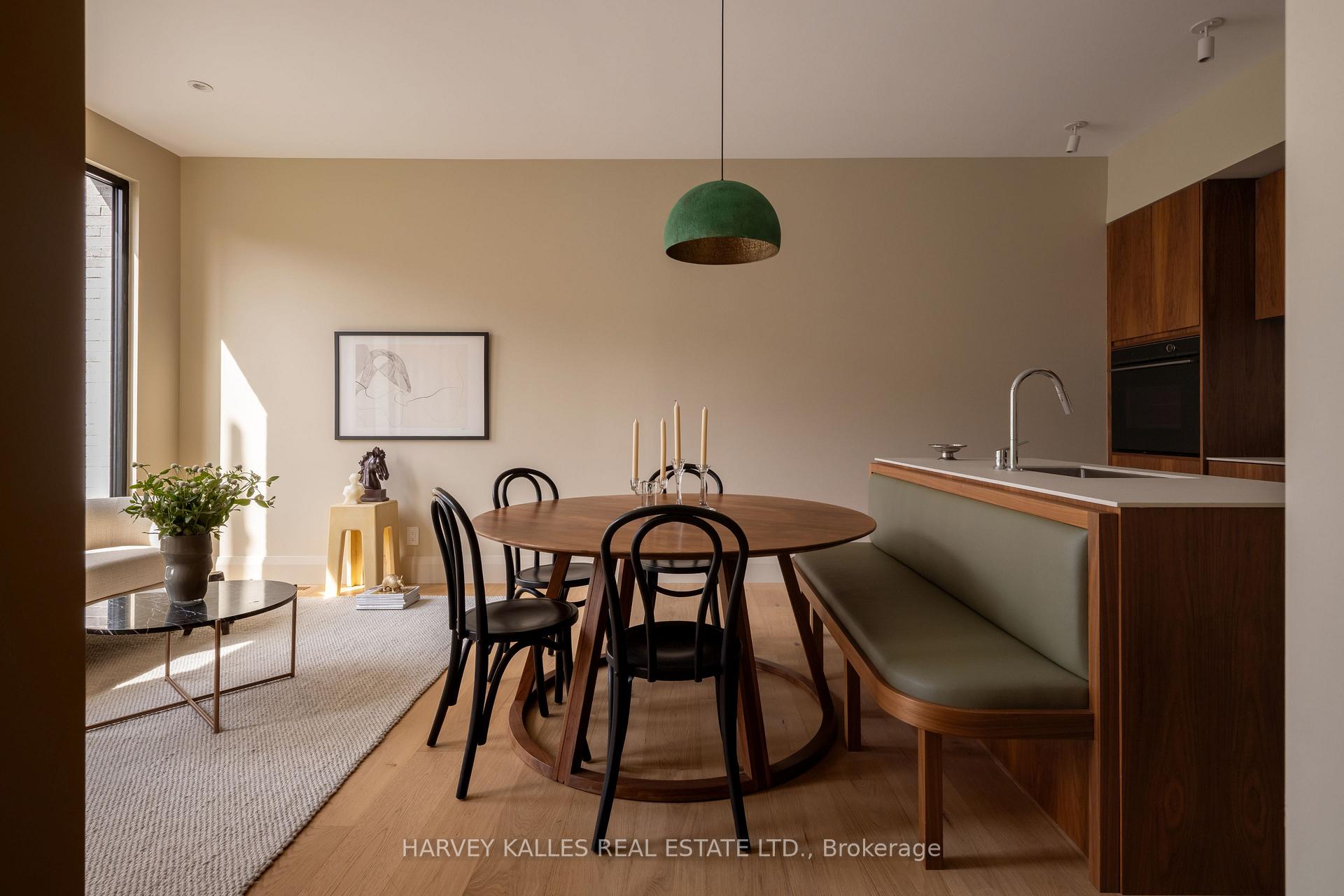 157 Hallam Street B, Toronto Unit: B