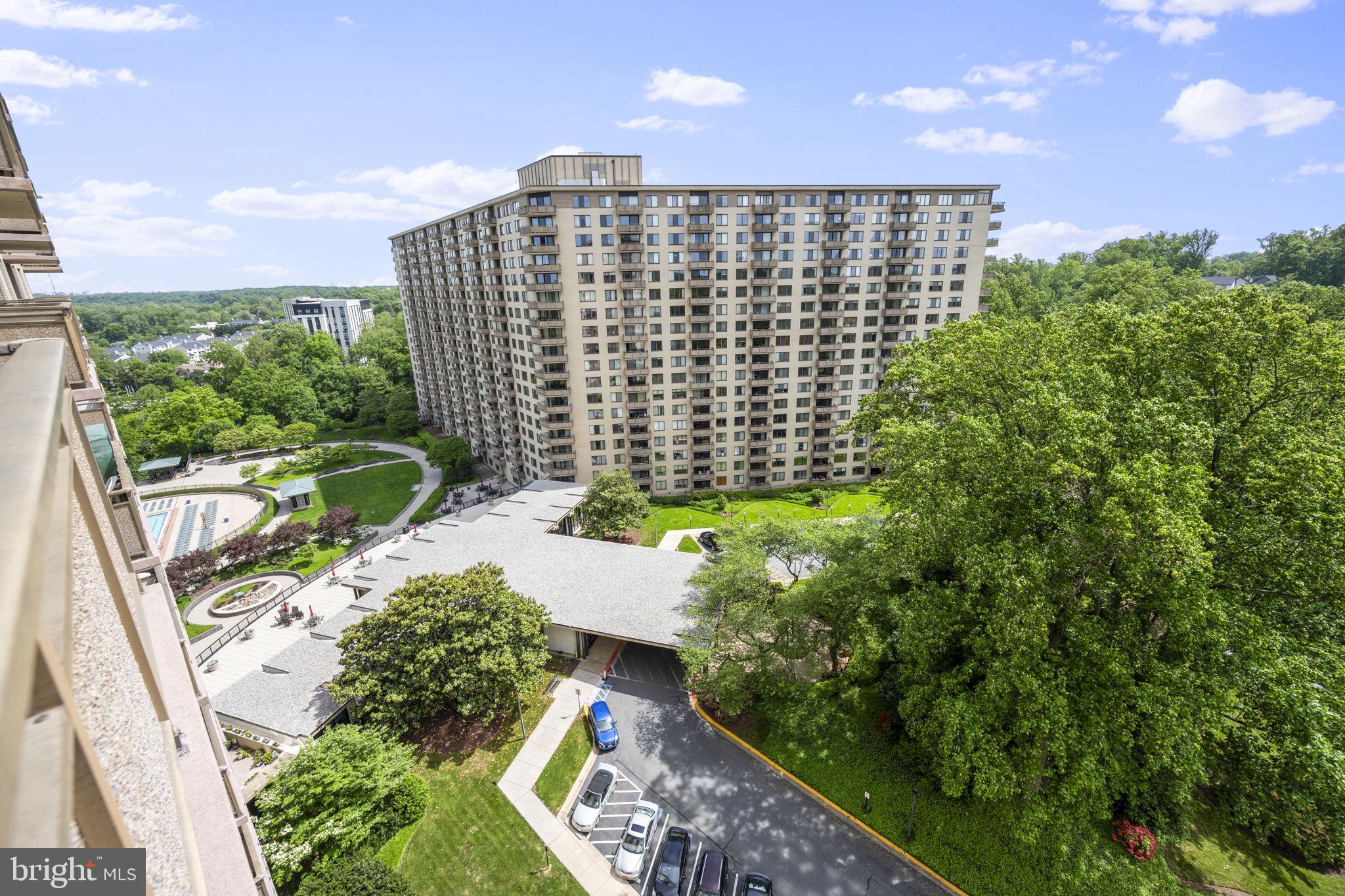 5225 POOKS HILL ROAD 1409N