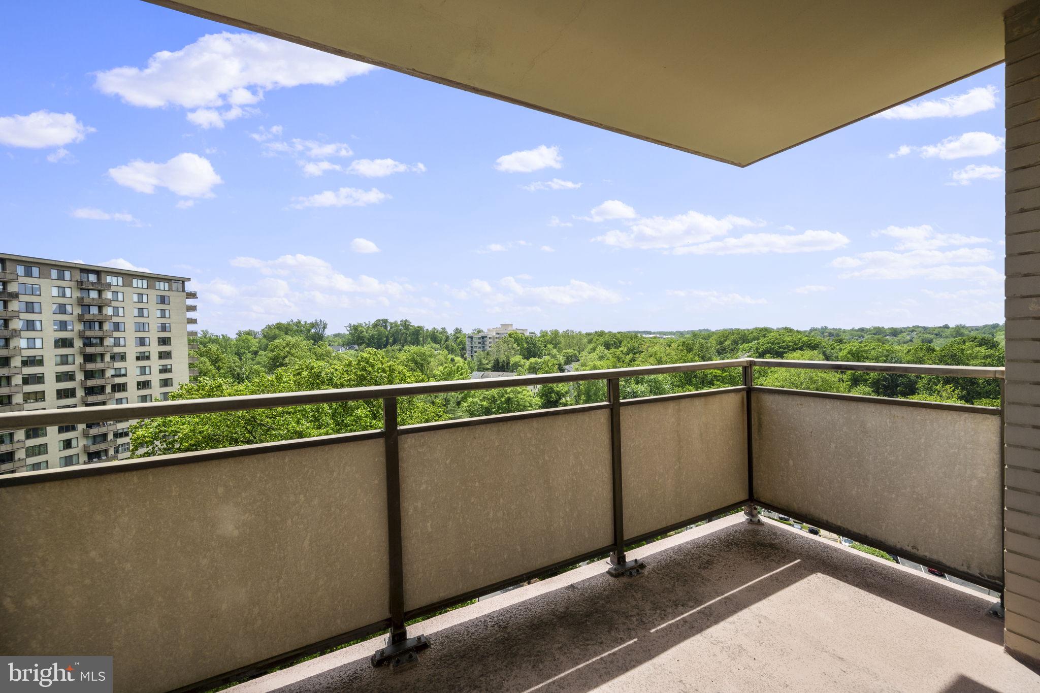 5225 POOKS HILL ROAD 1409N